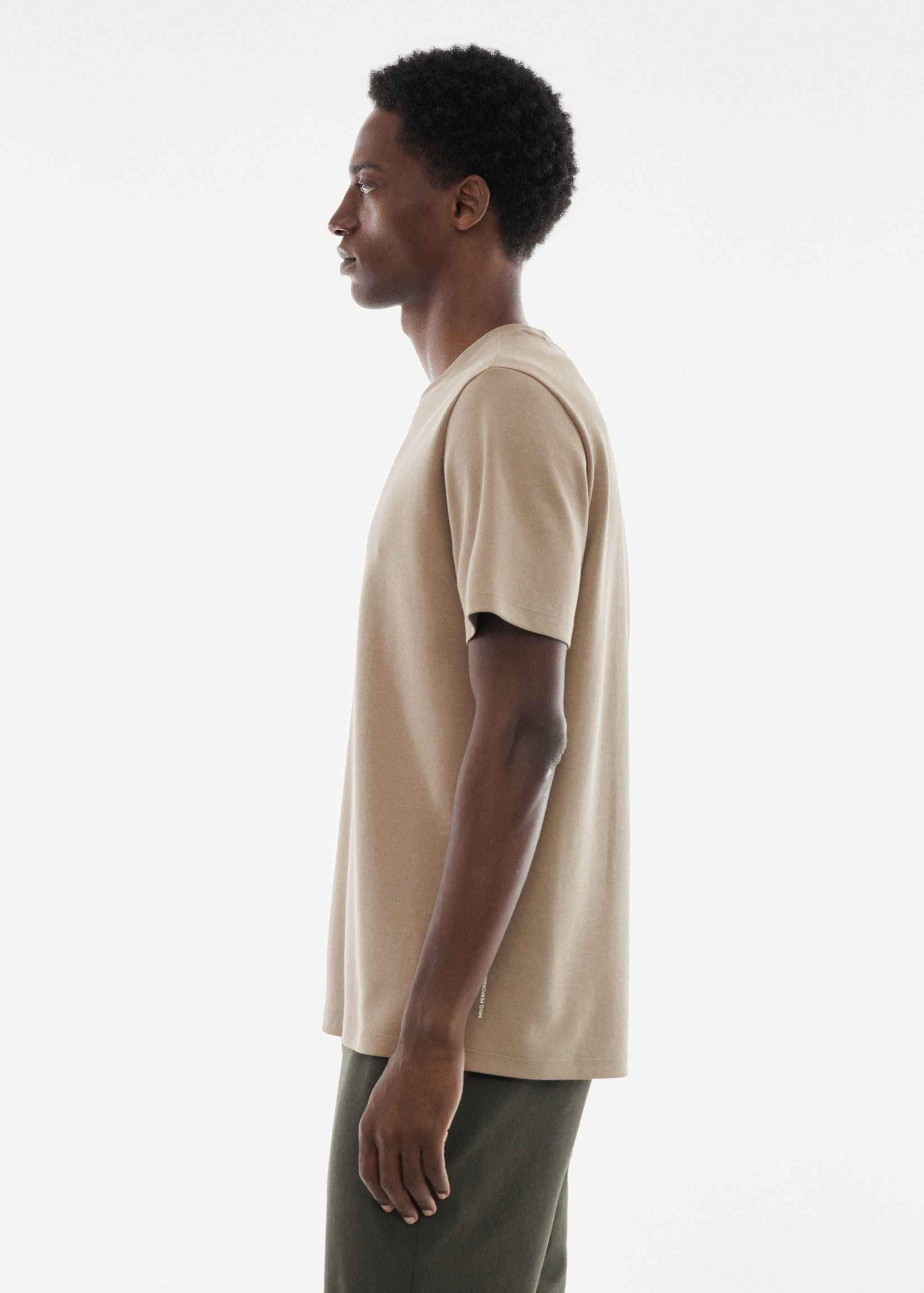 Breathable cotton t-shirt - Details of the article 2