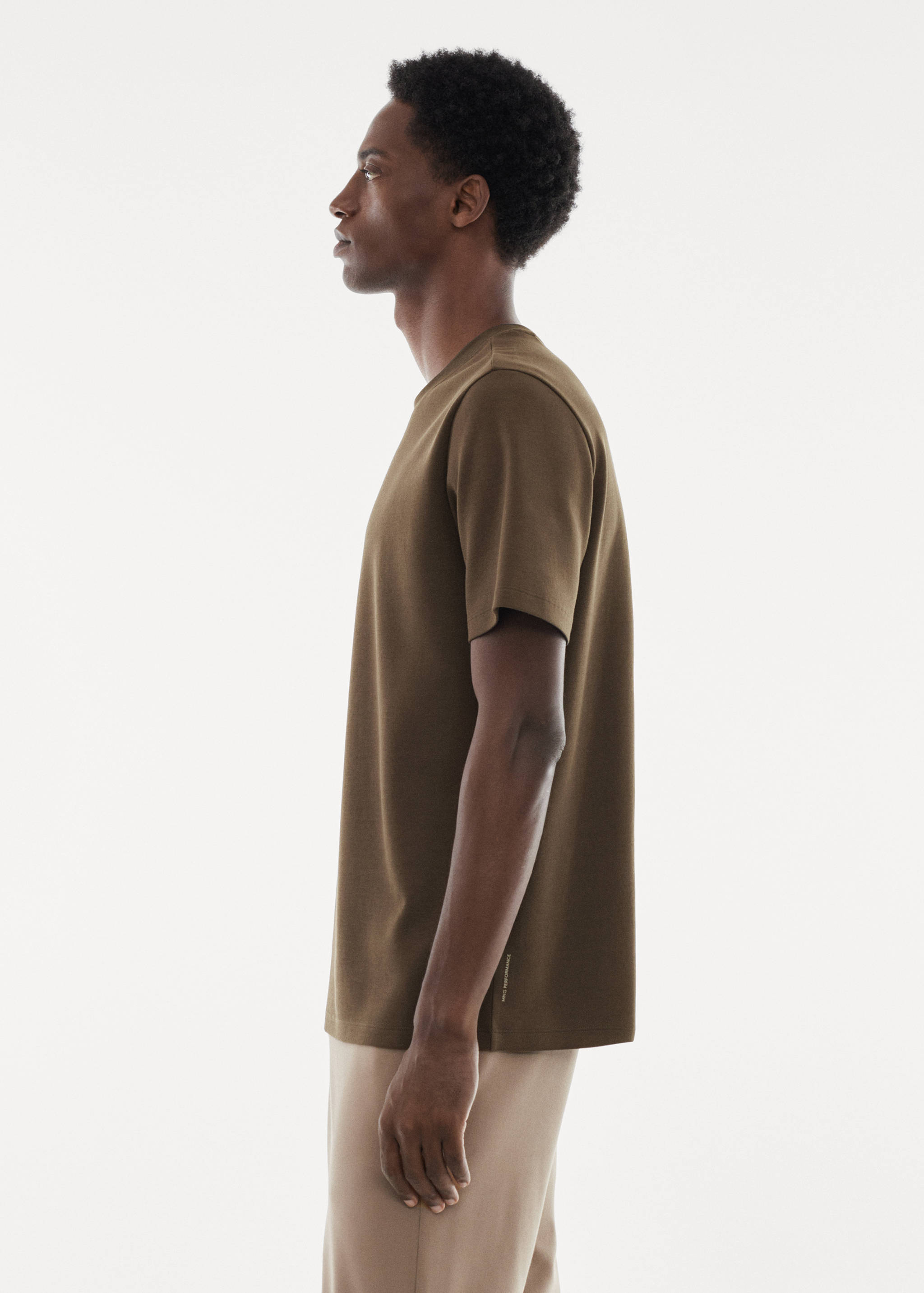 Breathable cotton t-shirt - Details of the article 2