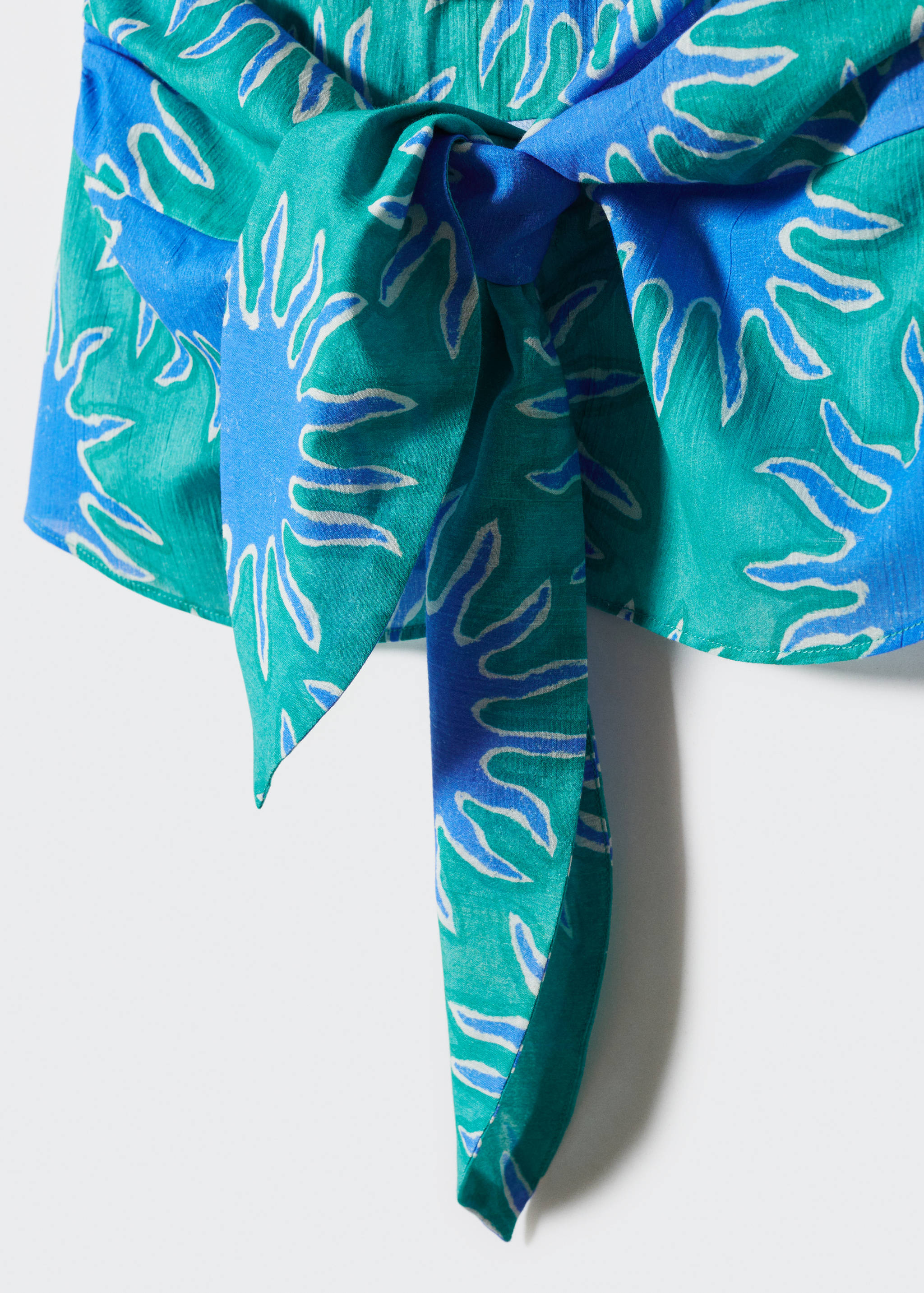 بلوزة باندو منسوجة بطباعة - تفاصيل المنتج 8