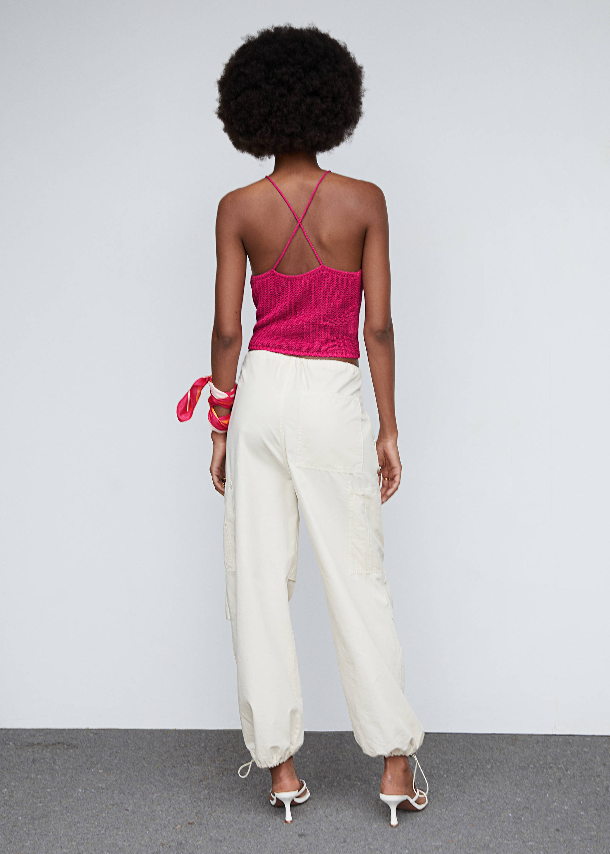 Top crochet cuello halter - Reverso del artículo