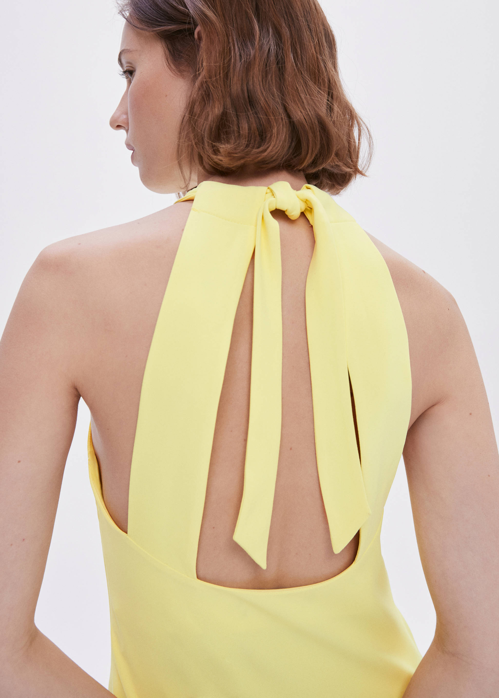Halter-neck open-back dress - Details of the article 6
