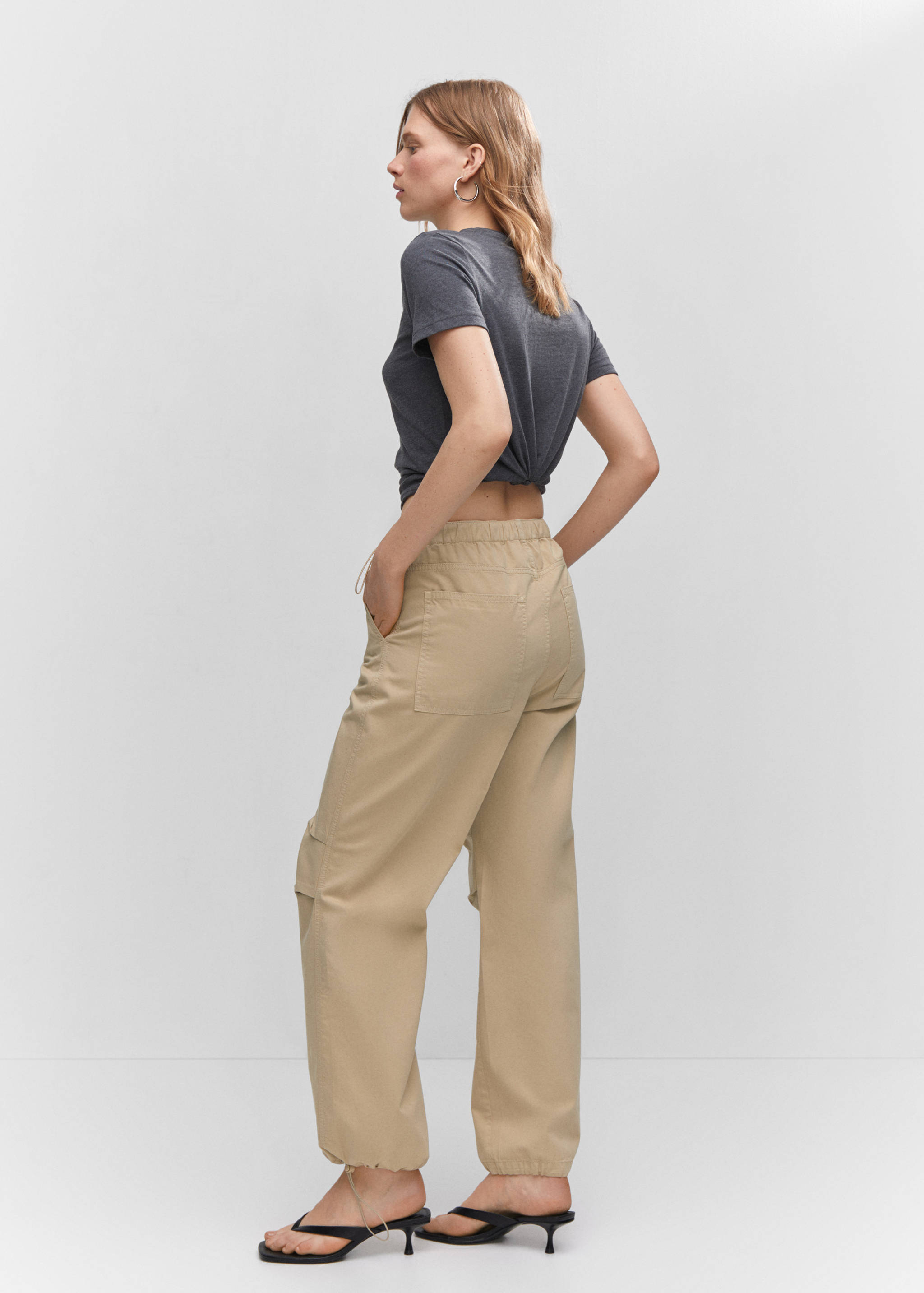 Parachute trousers - Details of the article 3