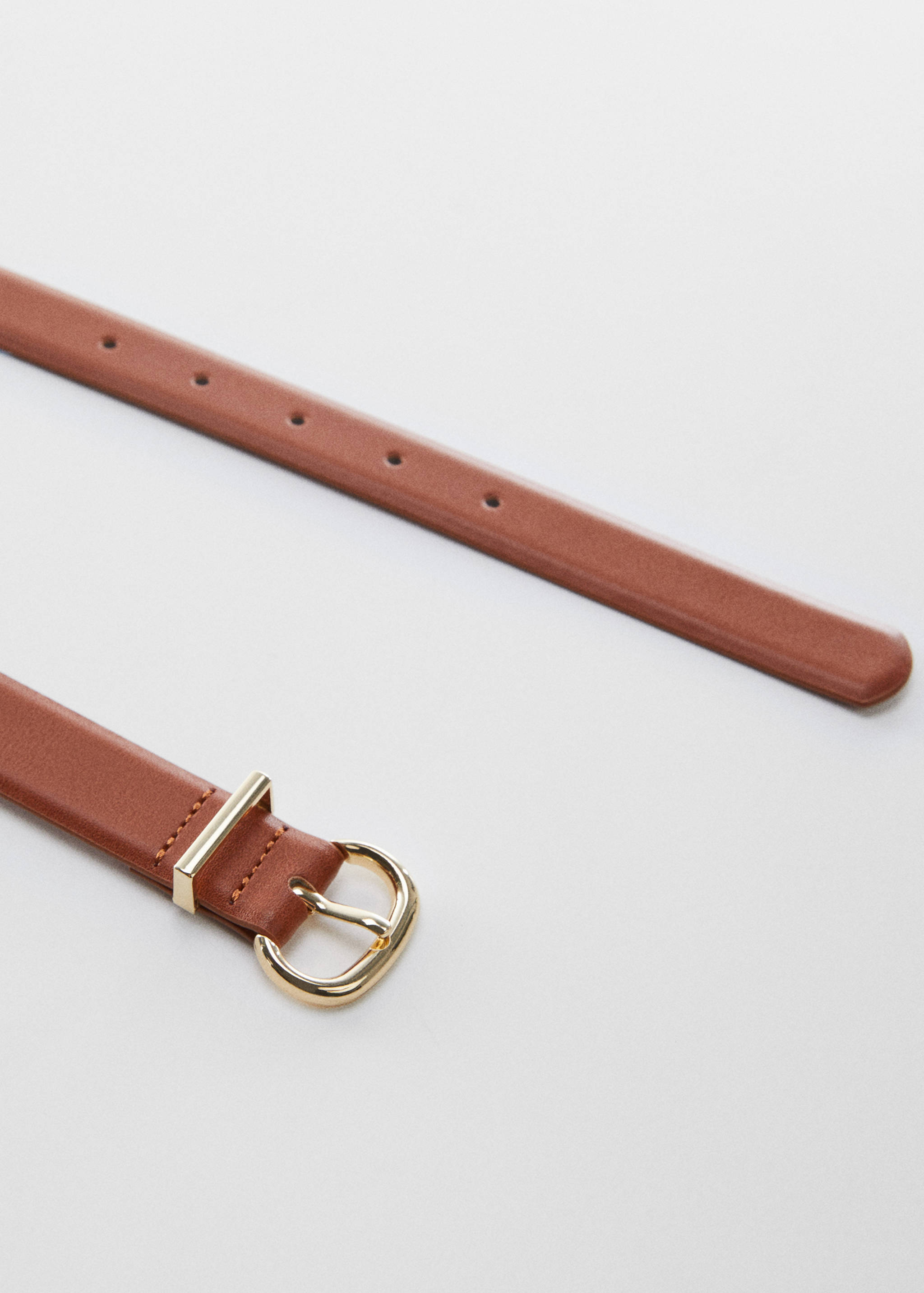 Ремень с металлической пряжкой - Деталь изделия 1