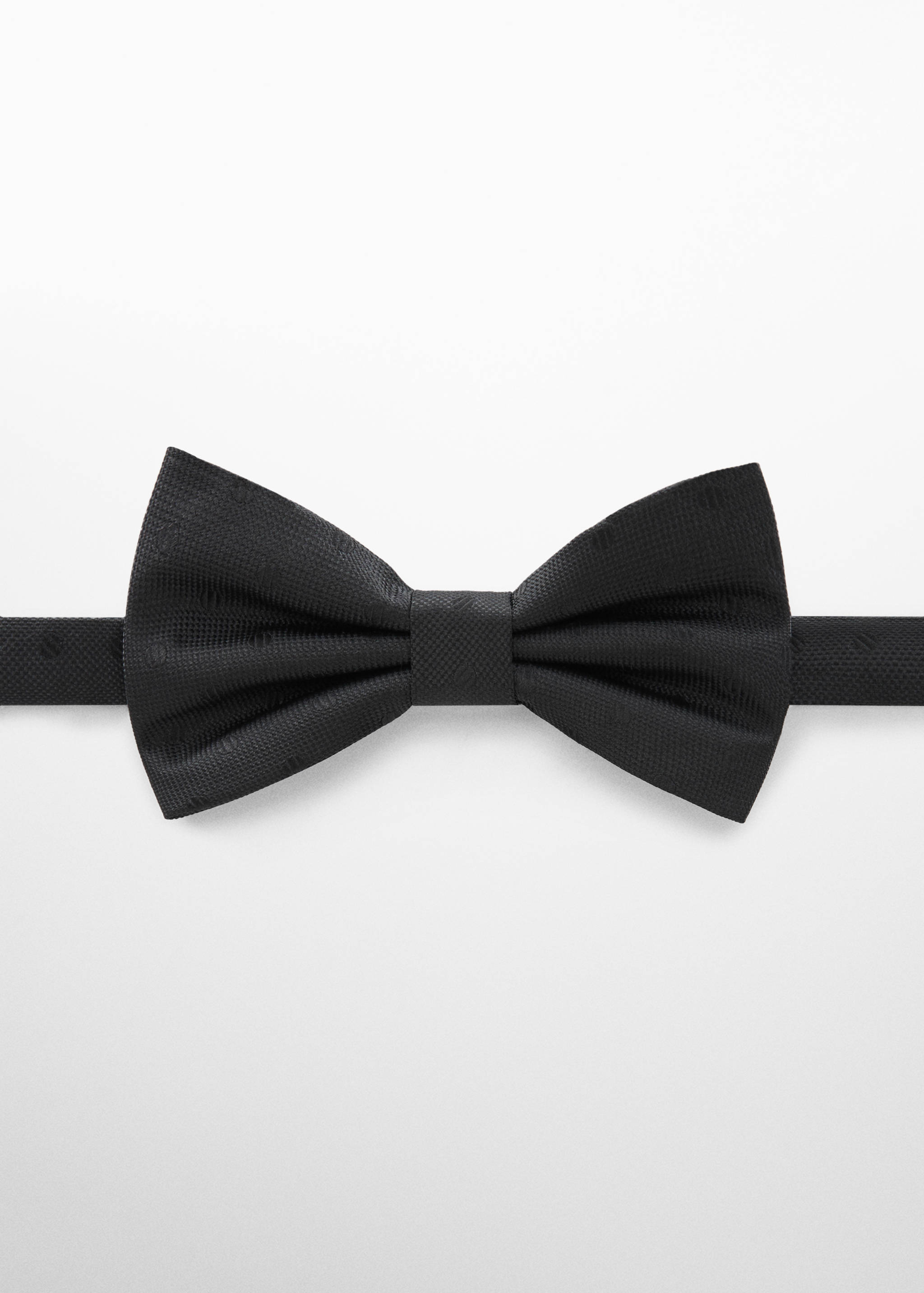 Галстук-бабочка с выделкой в крапинку - Изделие без модели