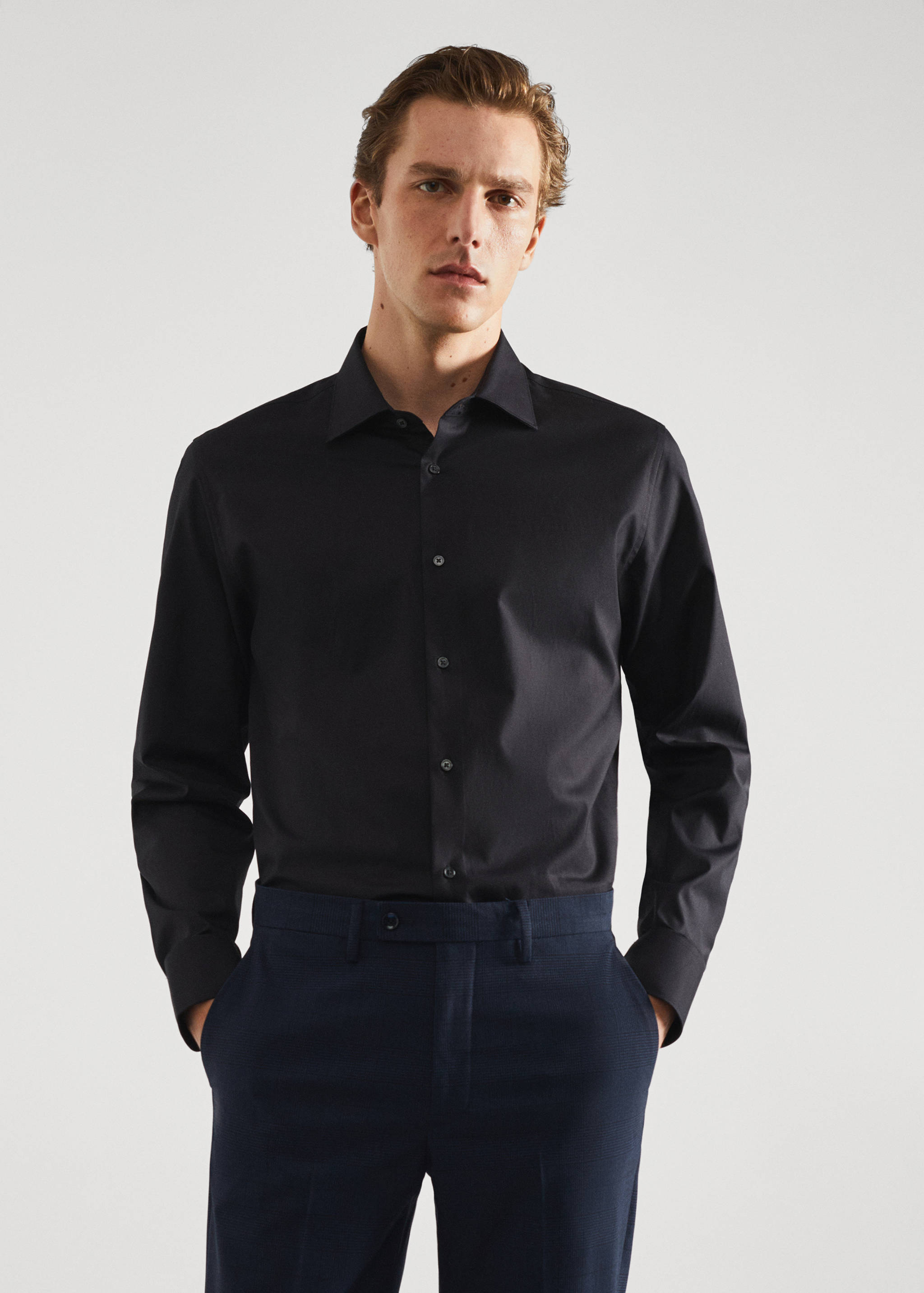 Camisa traje slim fit algodón popelín - Plano medio