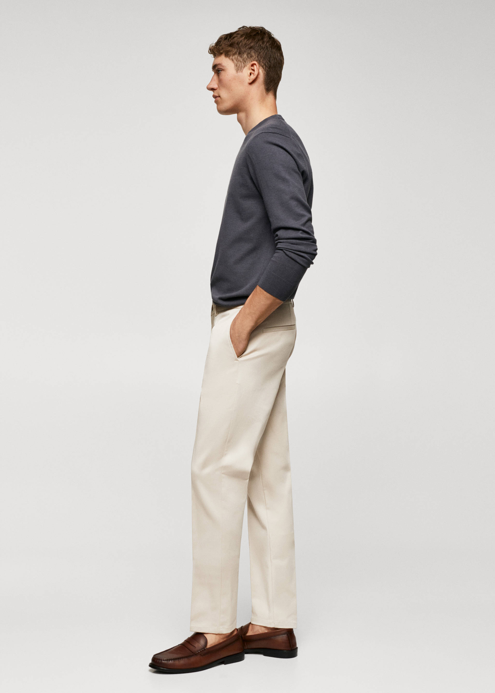Slim fit chino trousers - Details of the article 2