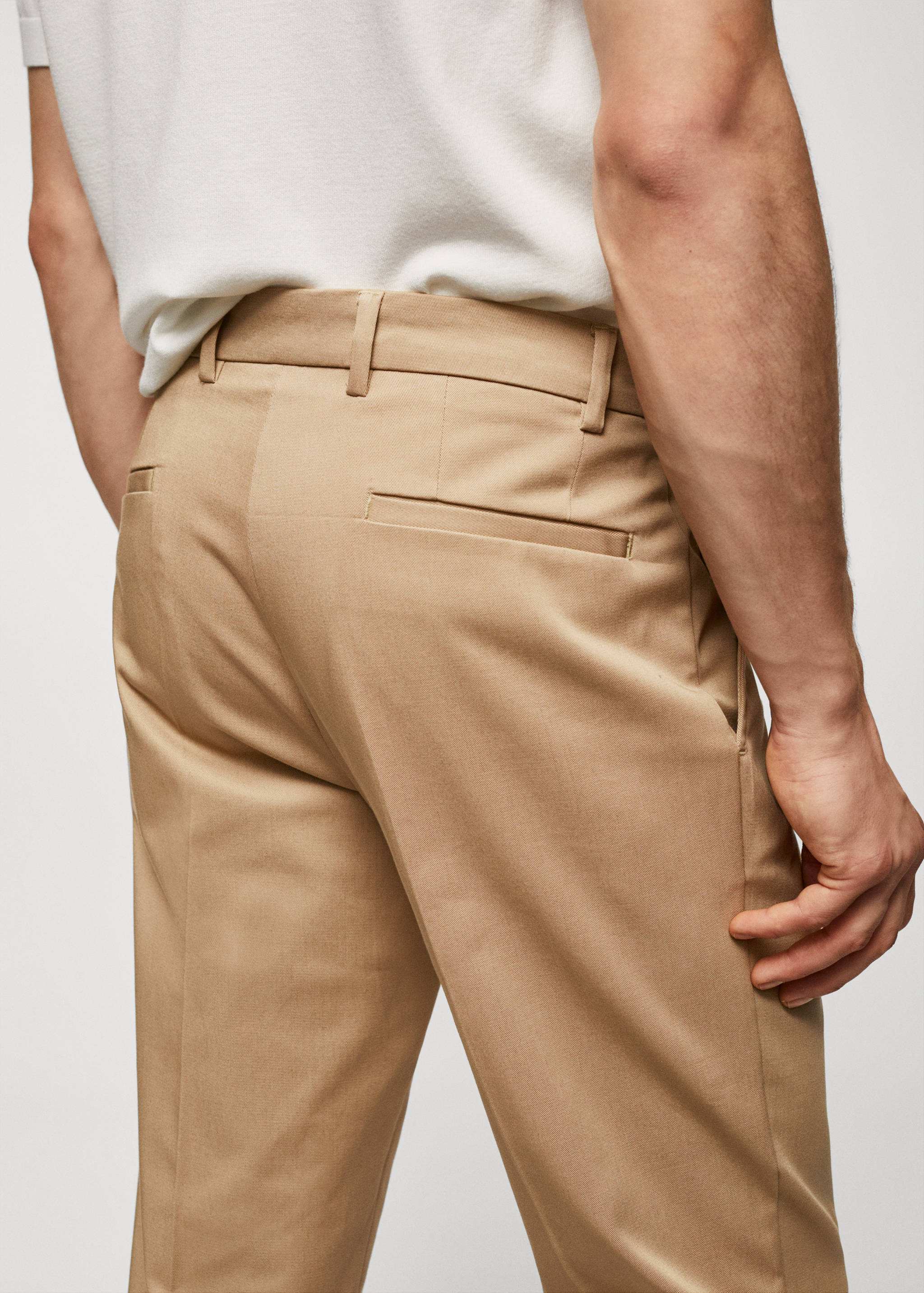 Slim fit chino trousers - Details of the article 6
