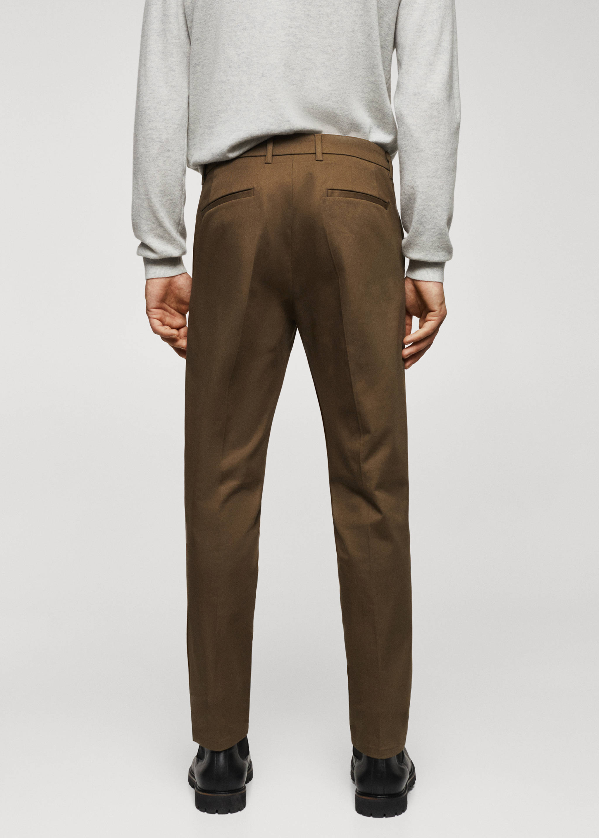 Slim fit chino trousers - Reverse of the article