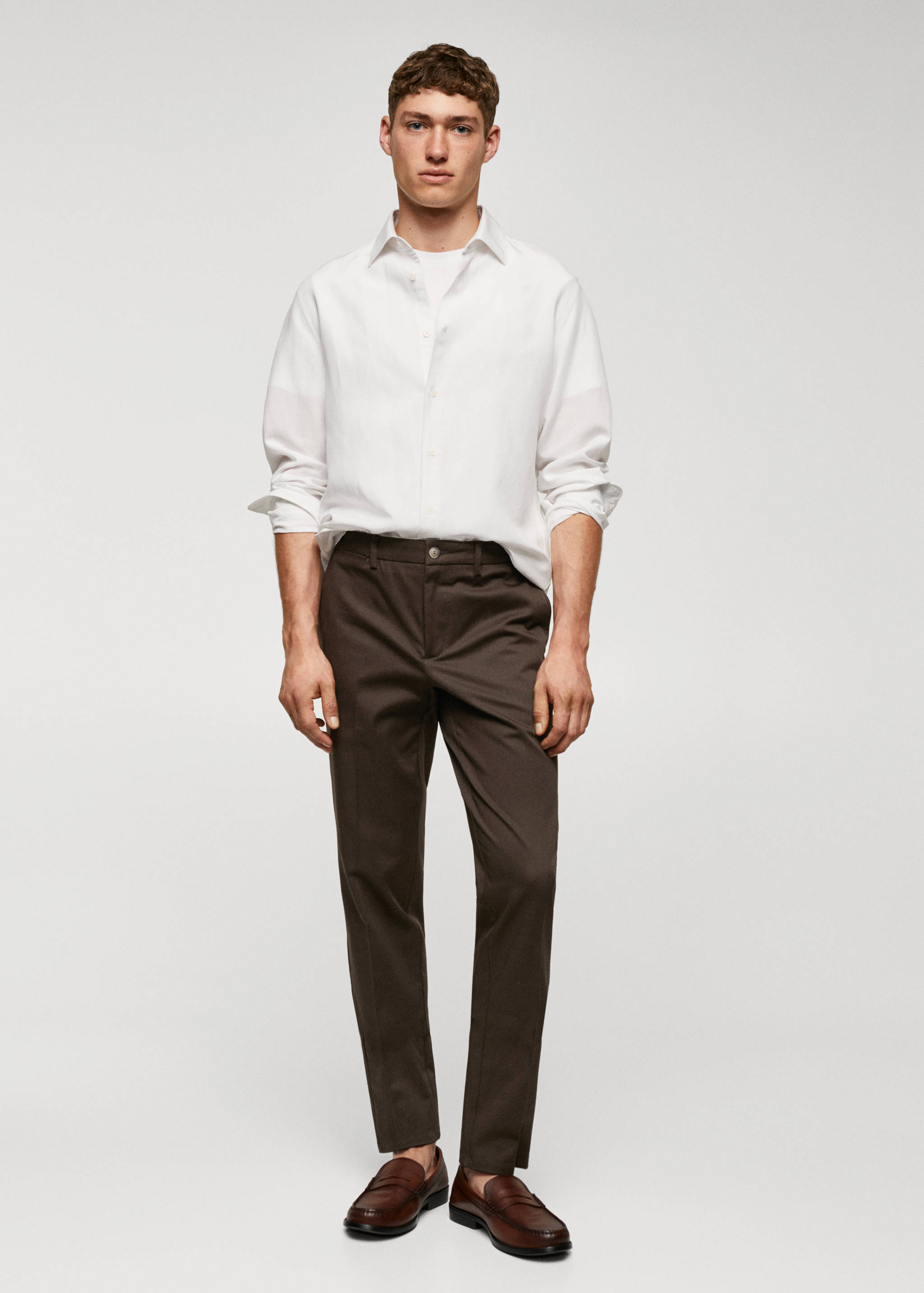 Slim fit chino trousers - General plane