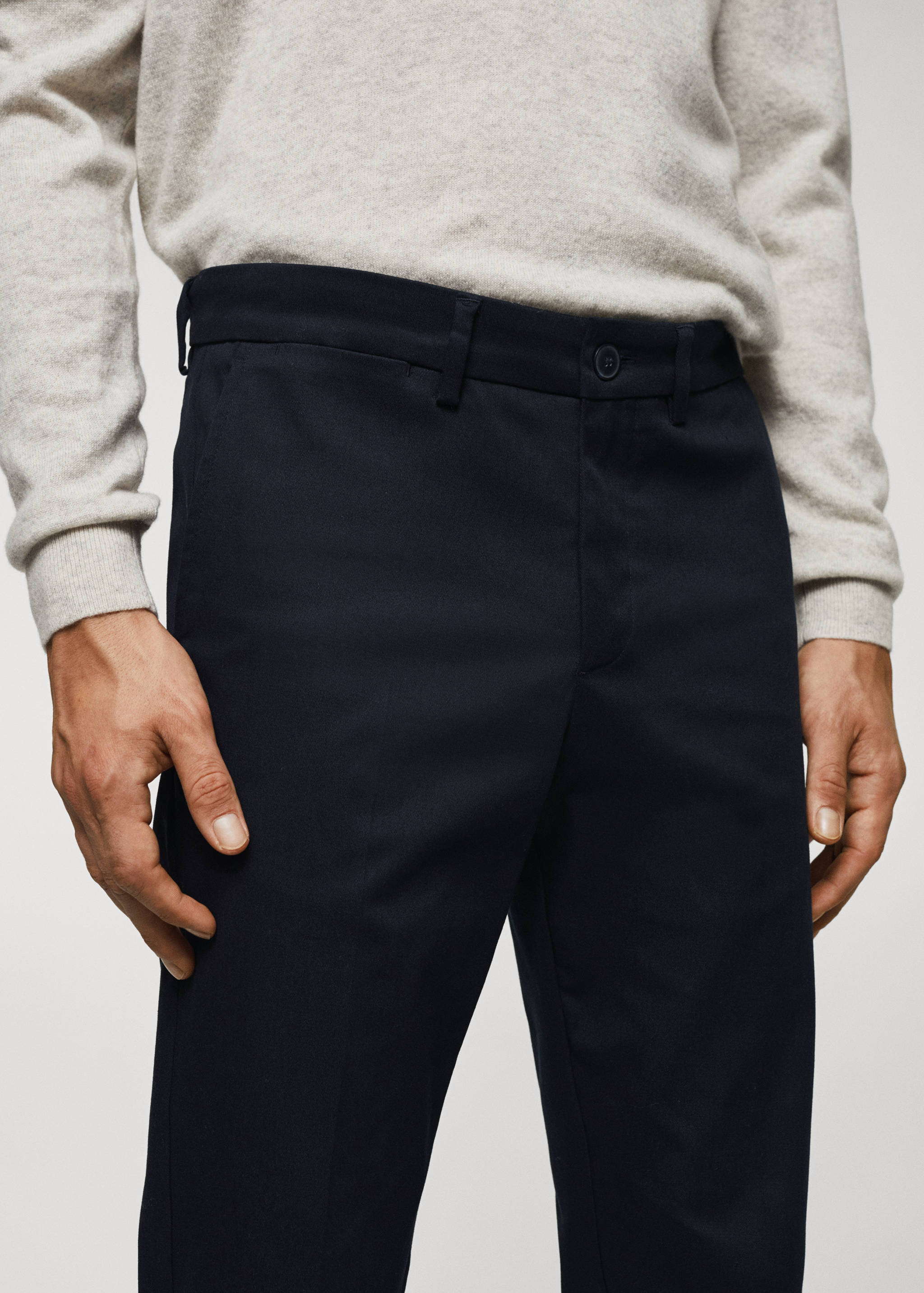 Slim fit chino trousers - Details of the article 1