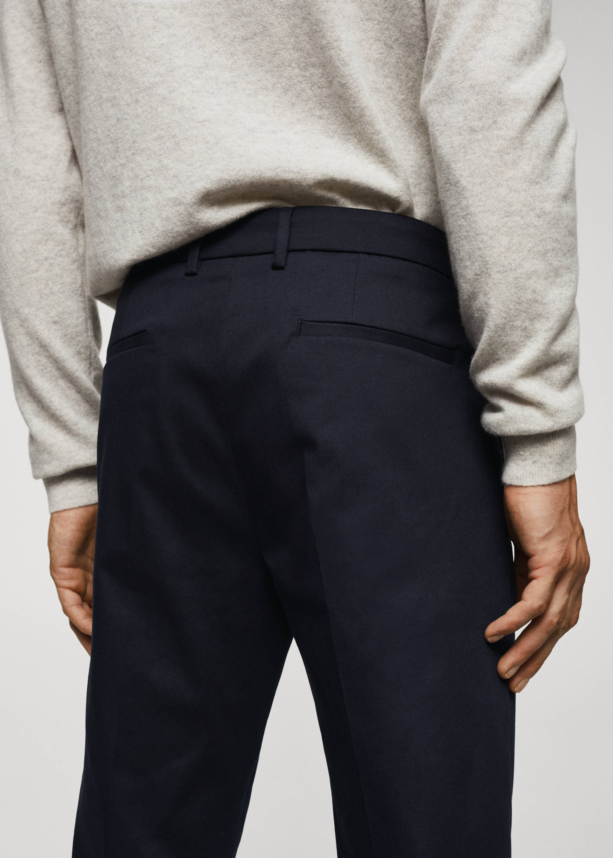 Slim fit chino trousers - Details of the article 4