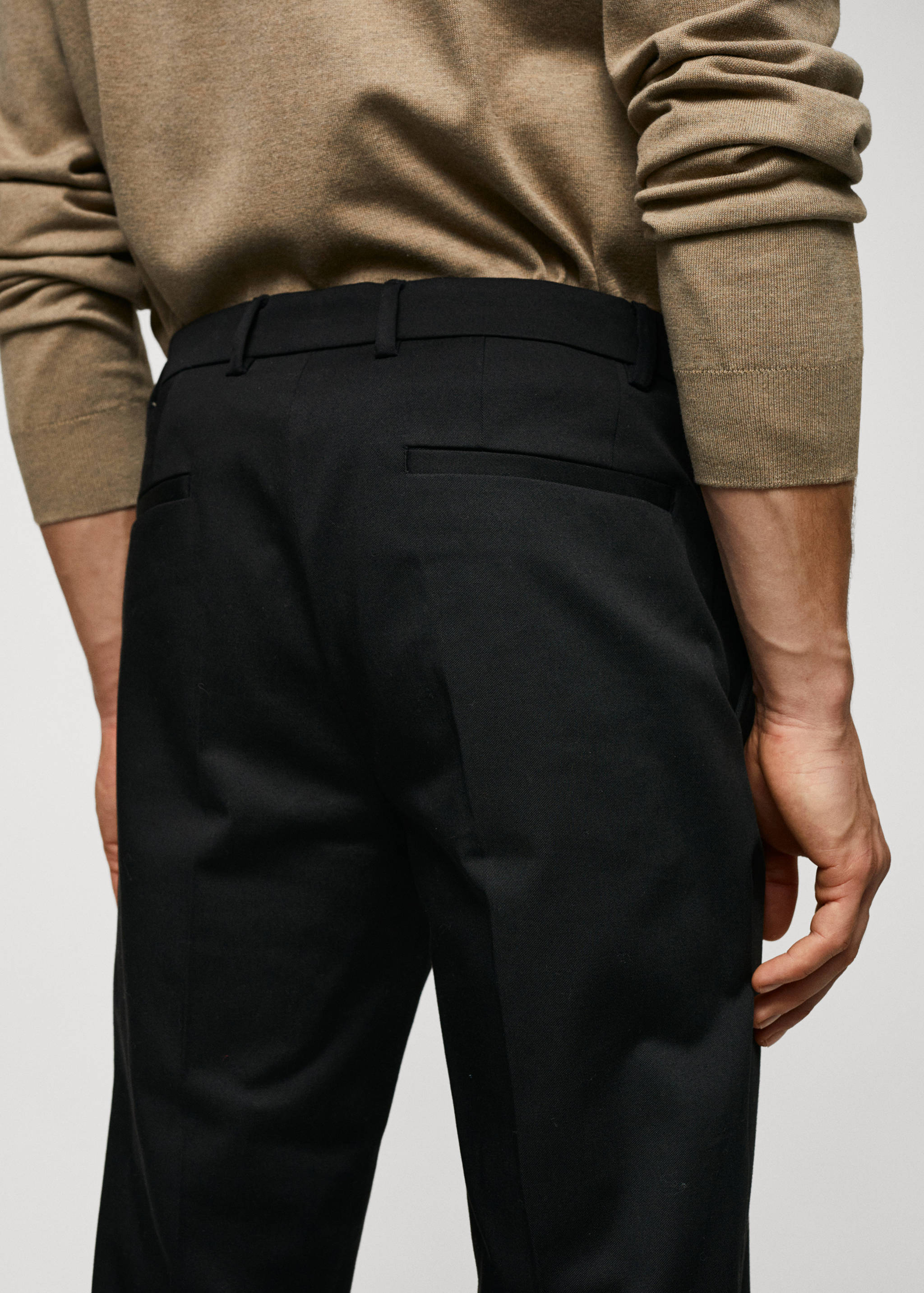 Slim fit chino trousers - Details of the article 6
