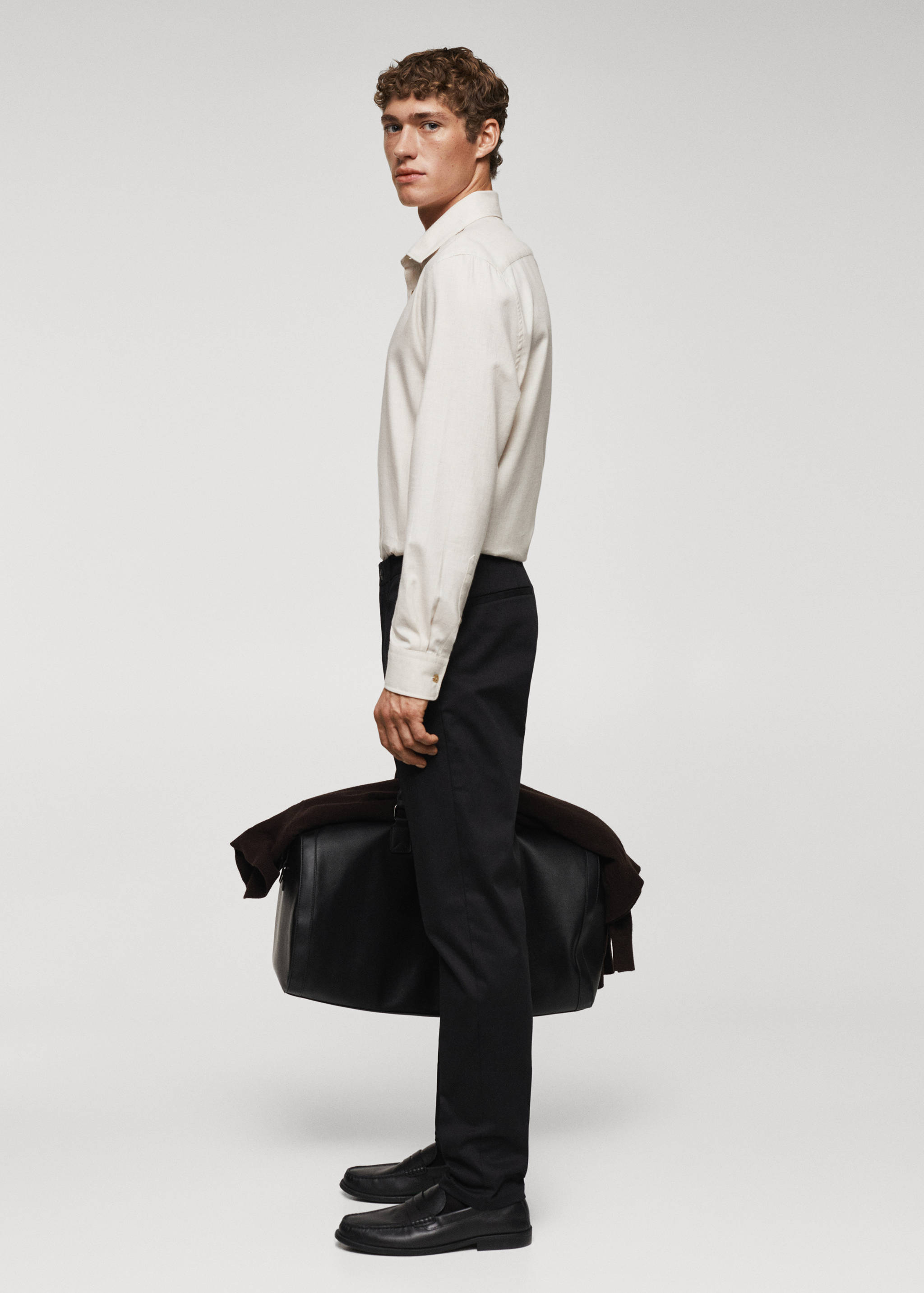 Slim fit chino trousers - Details of the article 2