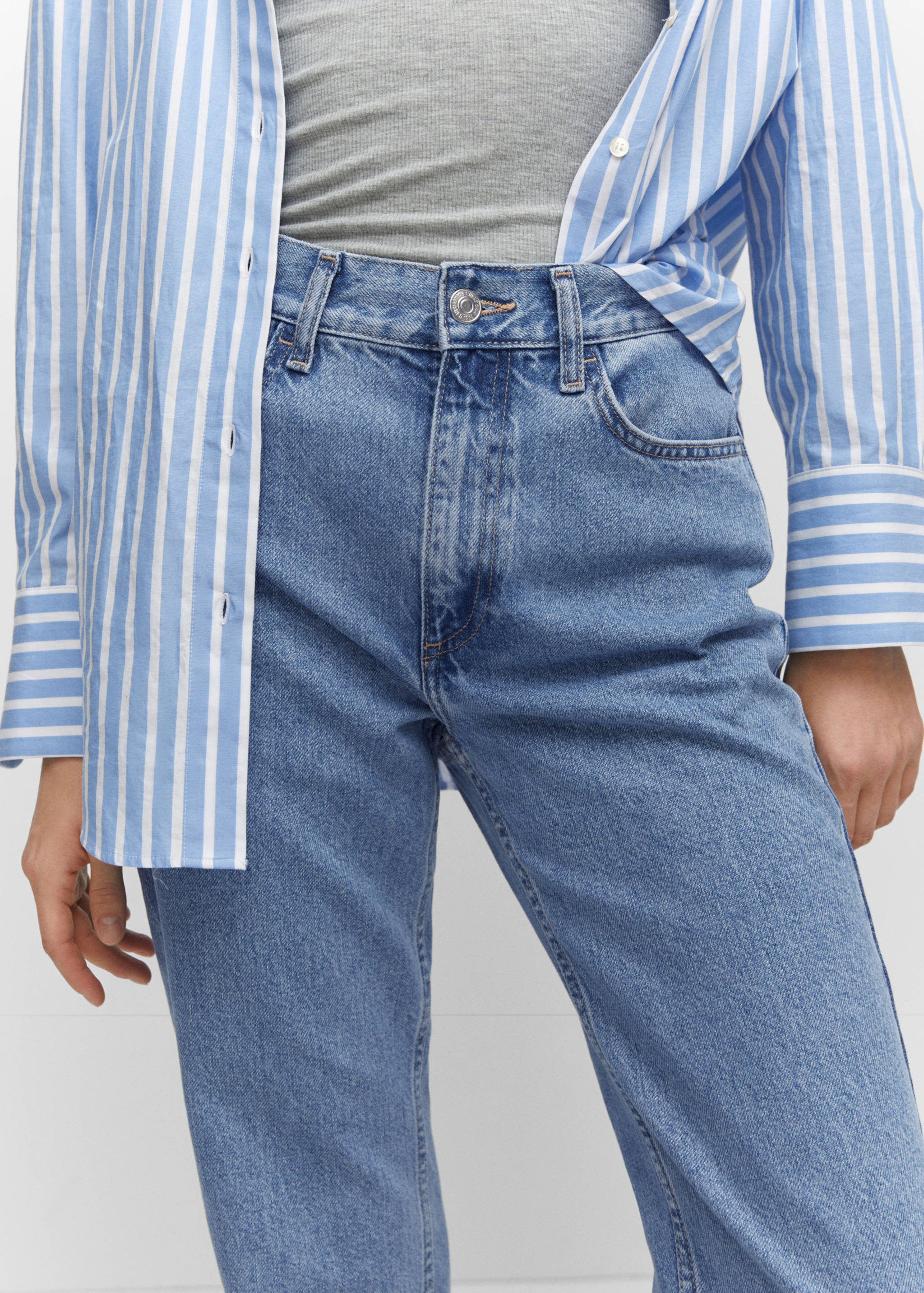 Mid-rise straight jeans - Details of the article 6