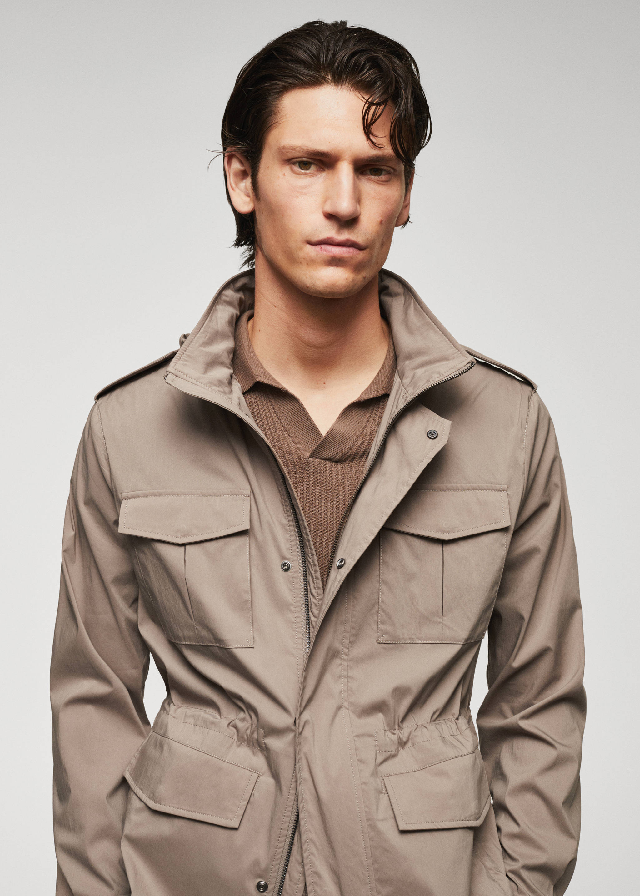 Lightweight saharian jacket with pockets - Details of the article 1