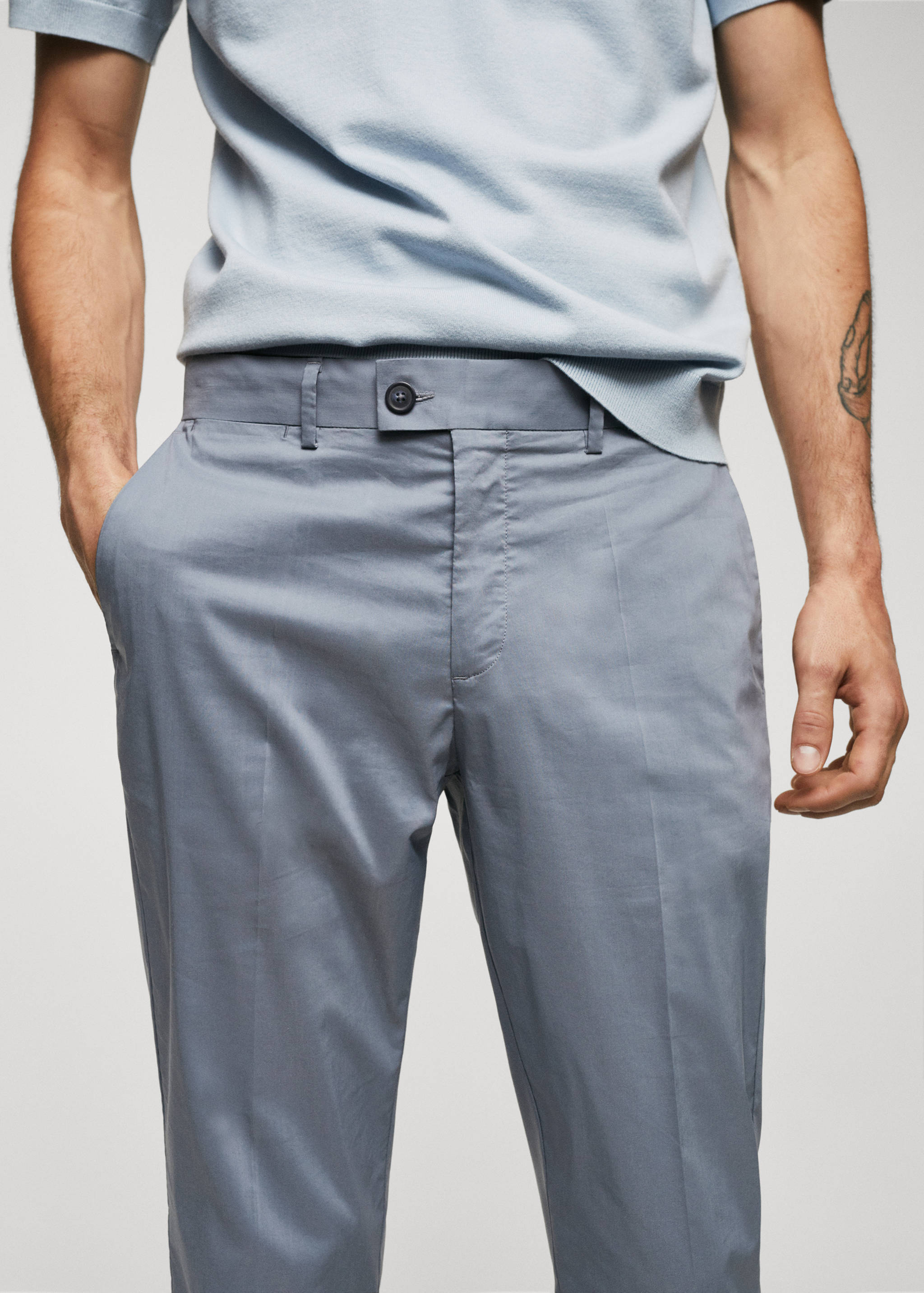 Lightweight cotton trousers - Details of the article 1