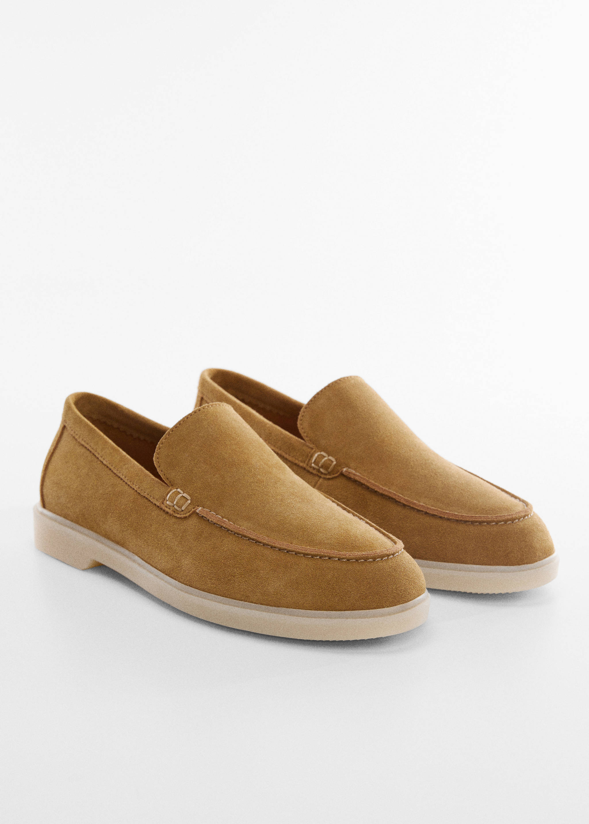 Chaussures cuir suède - Plan moyen