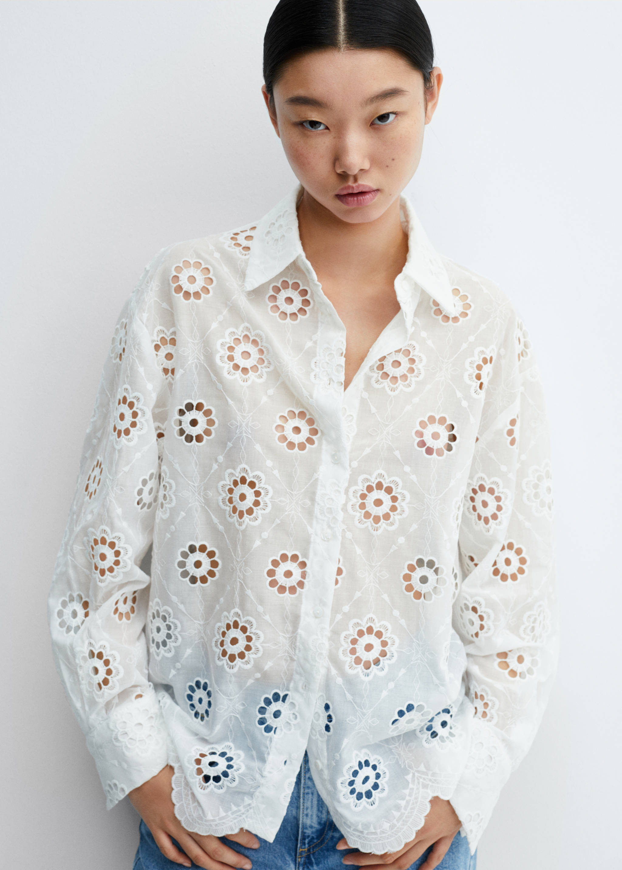 Ажурная рубашка с вышивкой - Деталь изделия 2