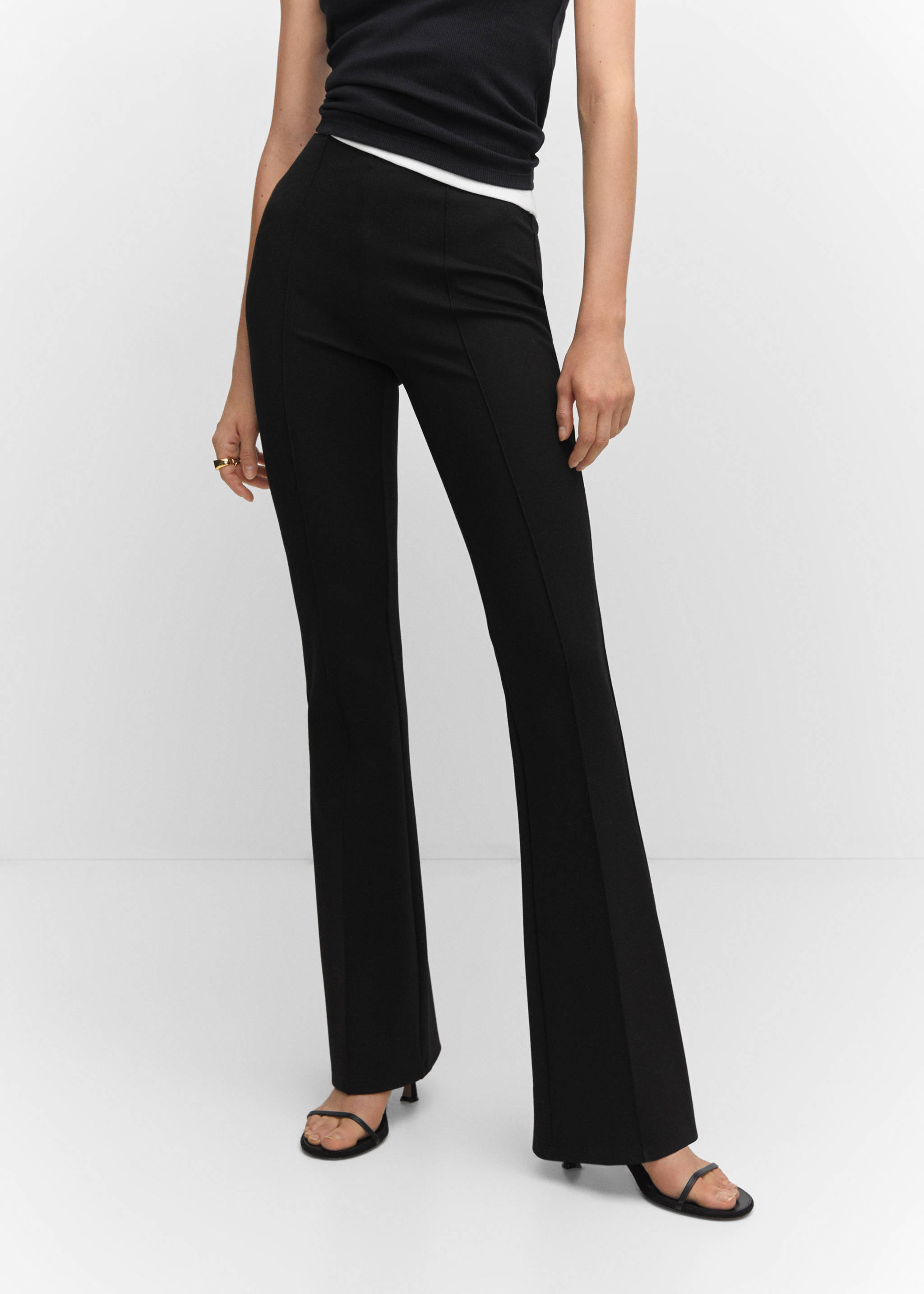 Legging évasé - Plan moyen