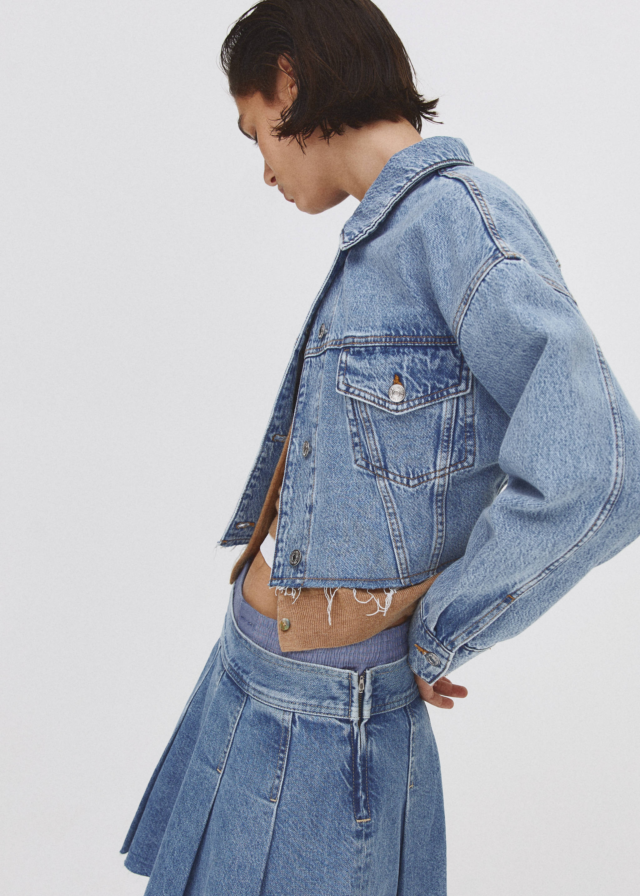 Cropped denim jacket - Details of the article 7