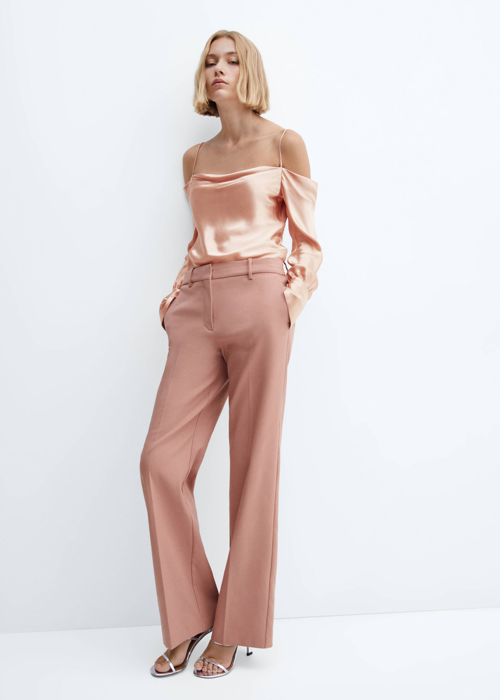 High-waist straight trousers - Details of the article 2