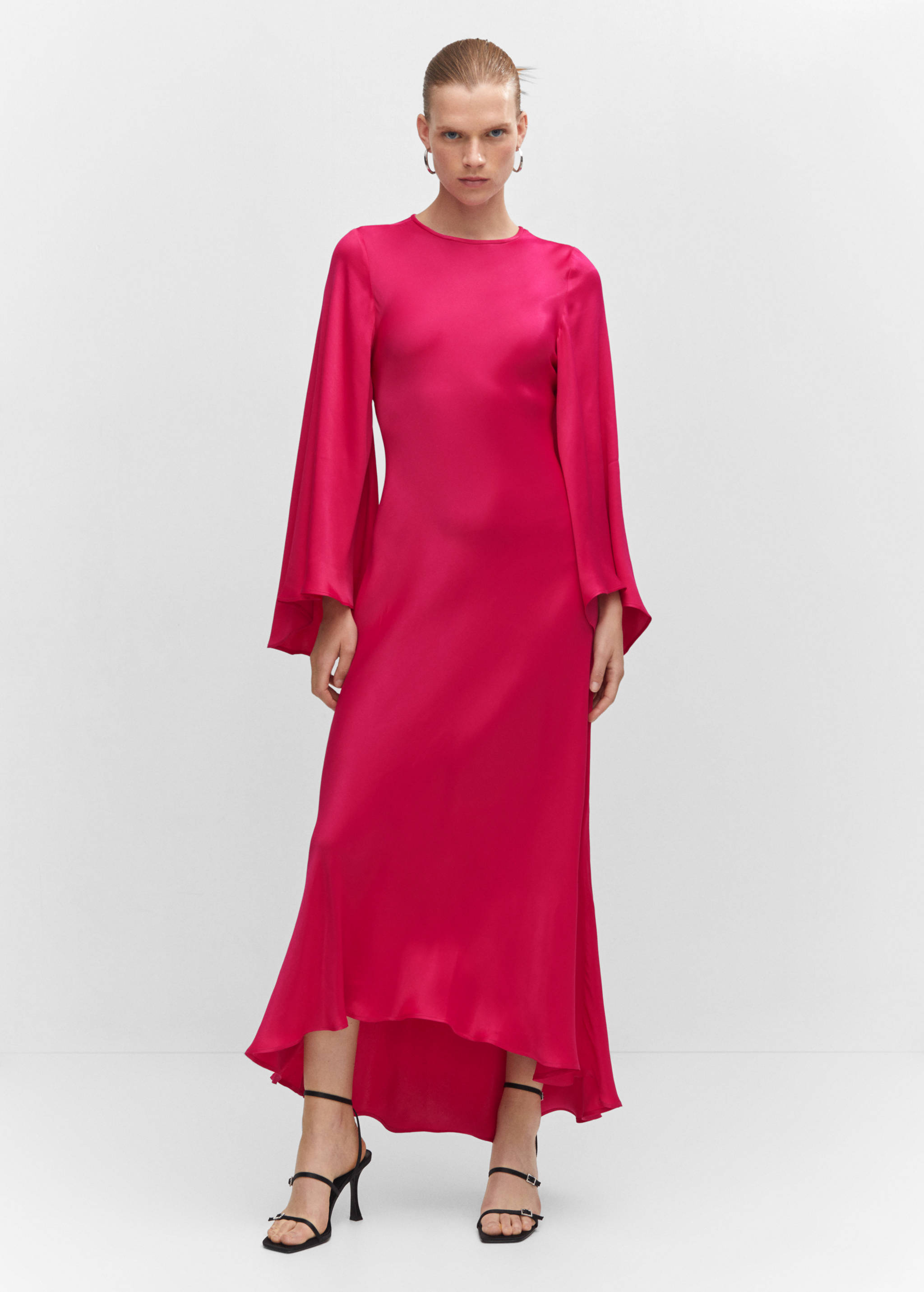 Flared-sleeve satin dress - General plane