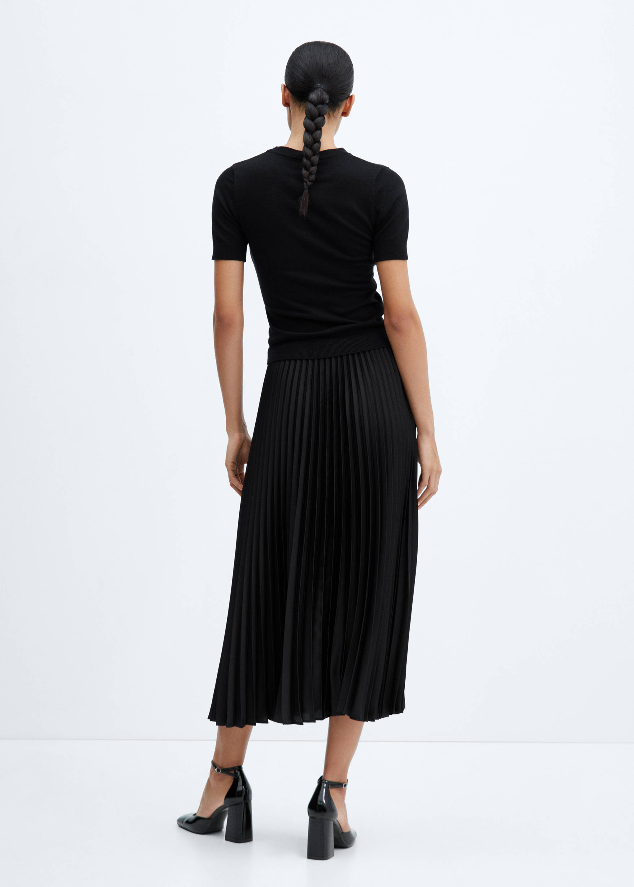 Pleated midi skirt - Reverse of the article