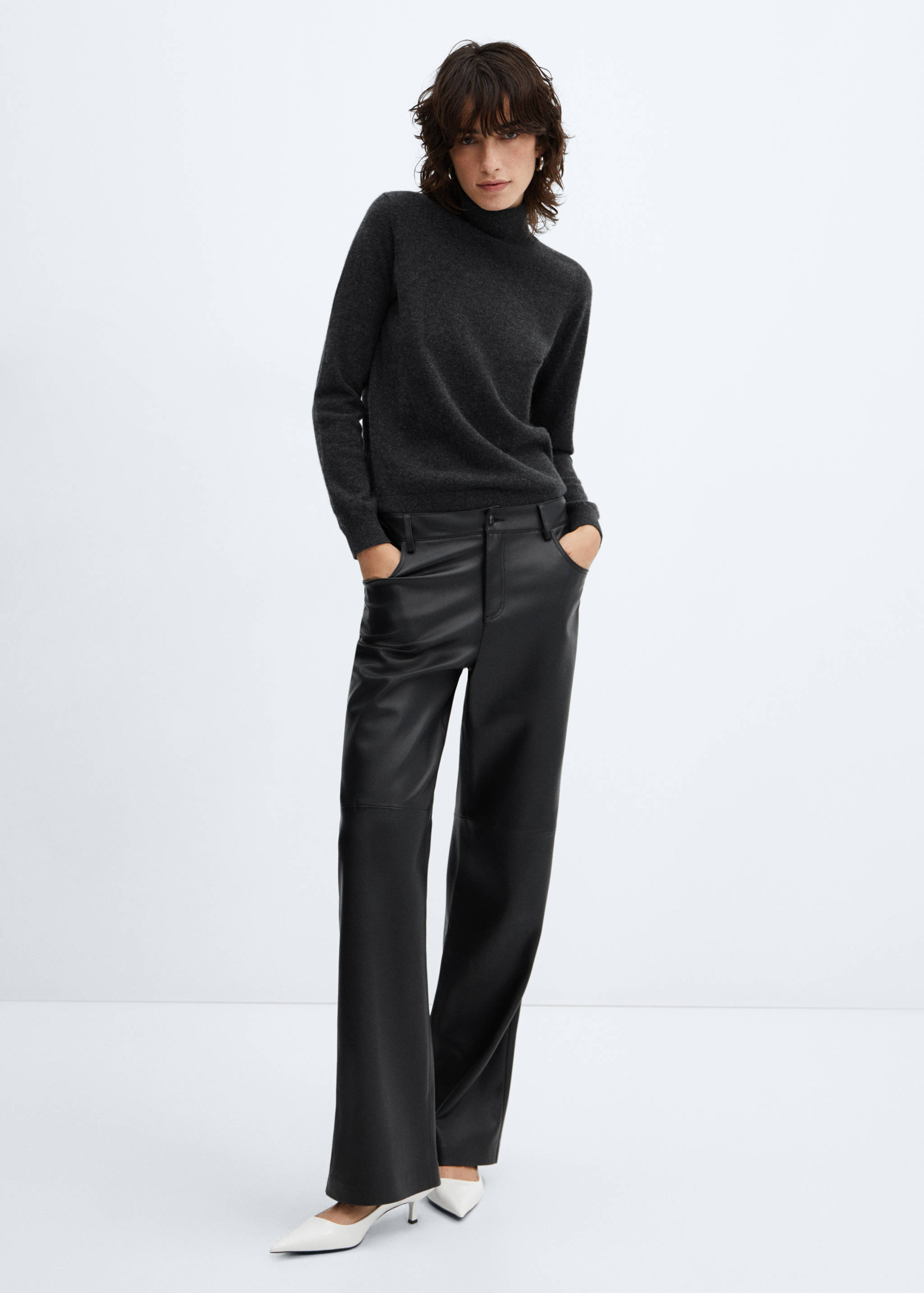 Mid-rise Faux-leather trousers - General plane