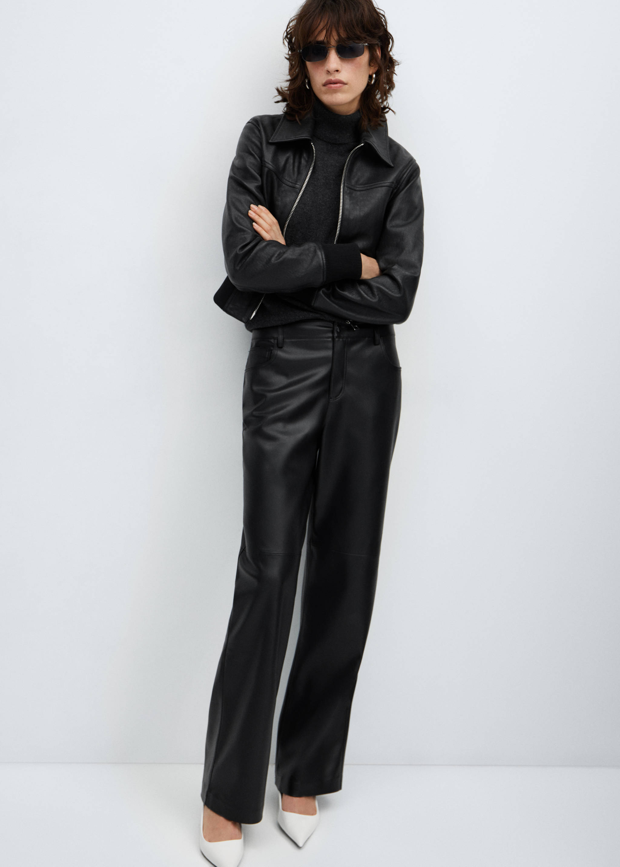 Mid-rise Faux-leather trousers - Details of the article 2