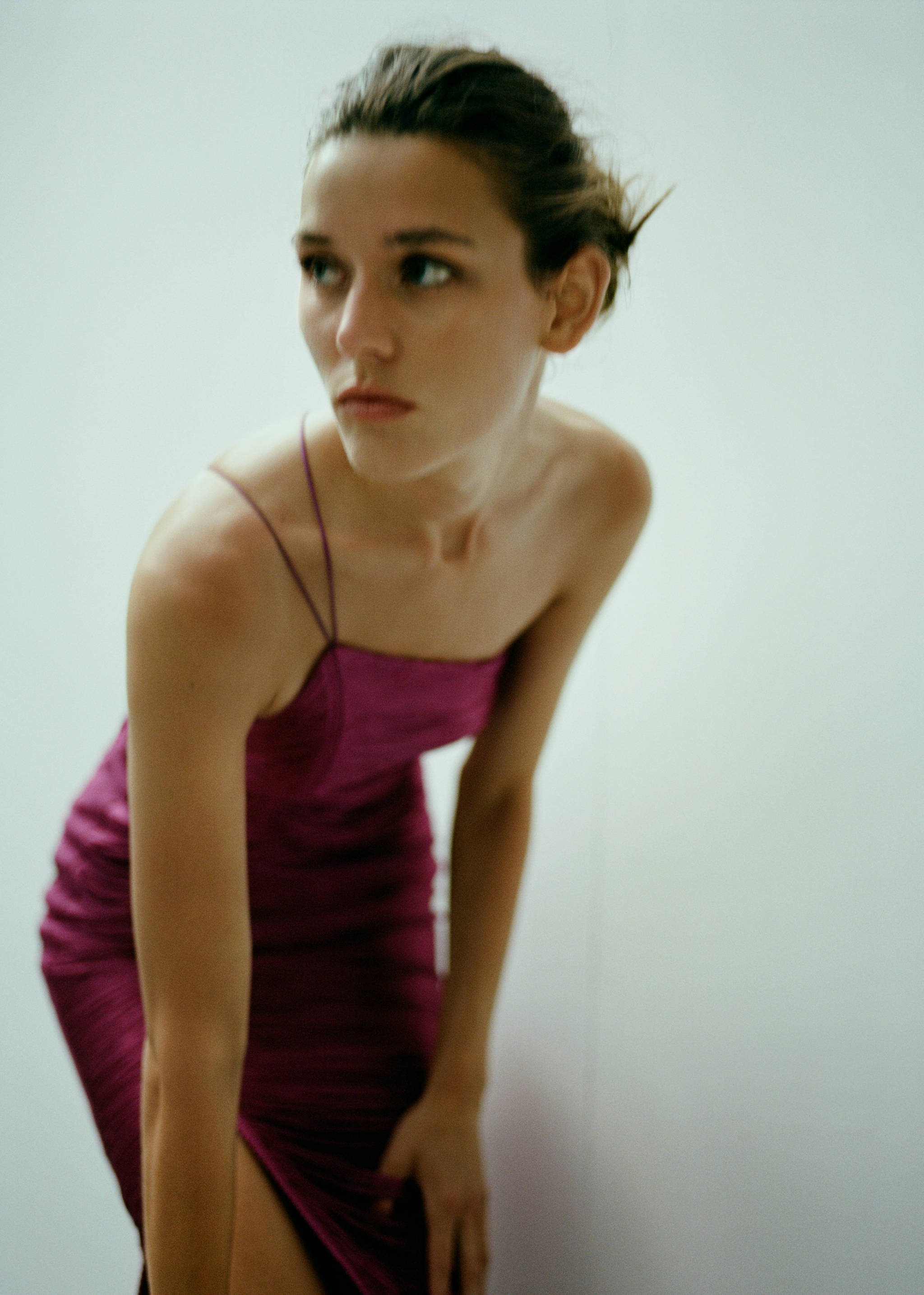 Asymmetrical dress with fringes - Details of the article 3