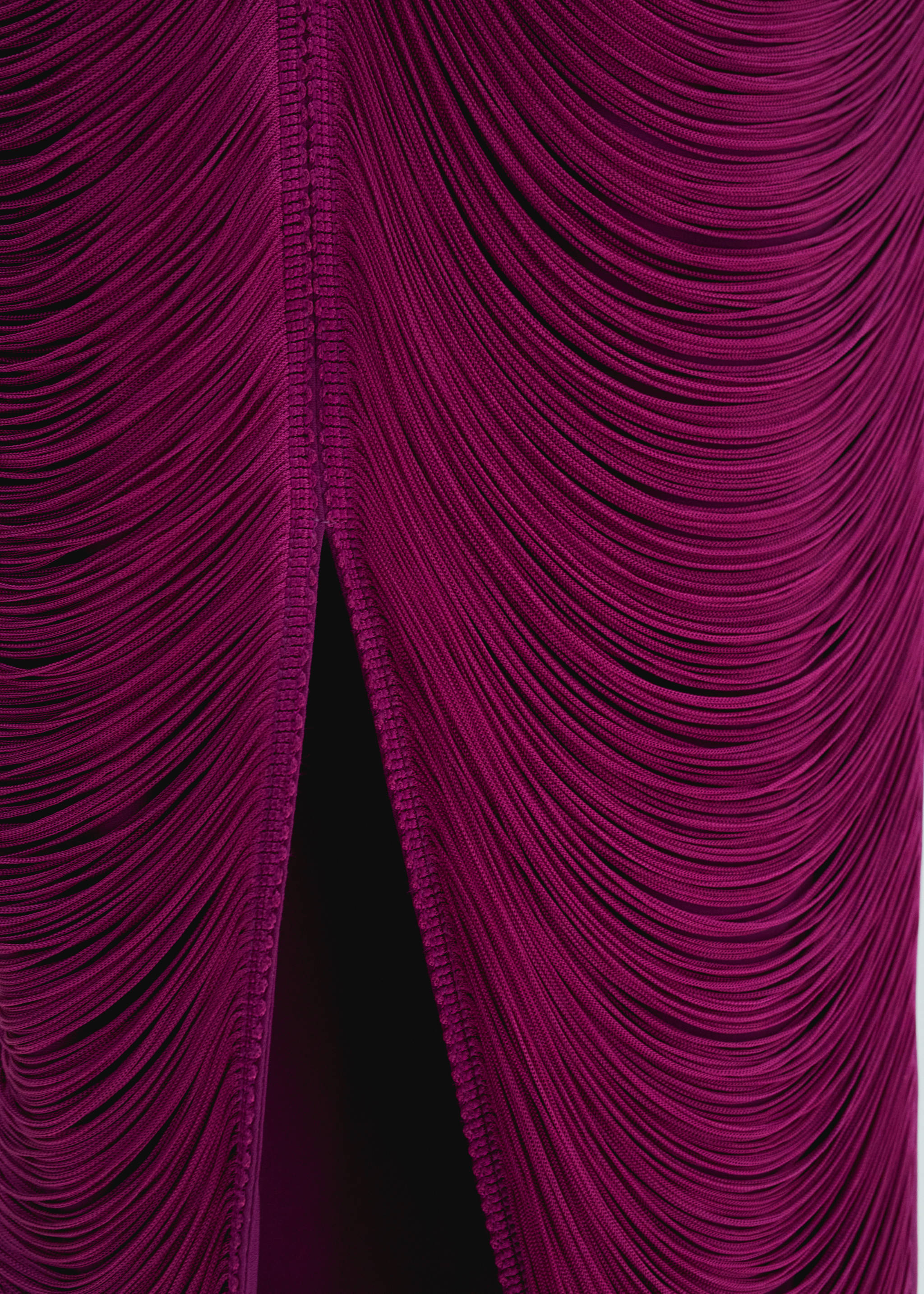 Asymmetrical dress with fringes - Details of the article 8