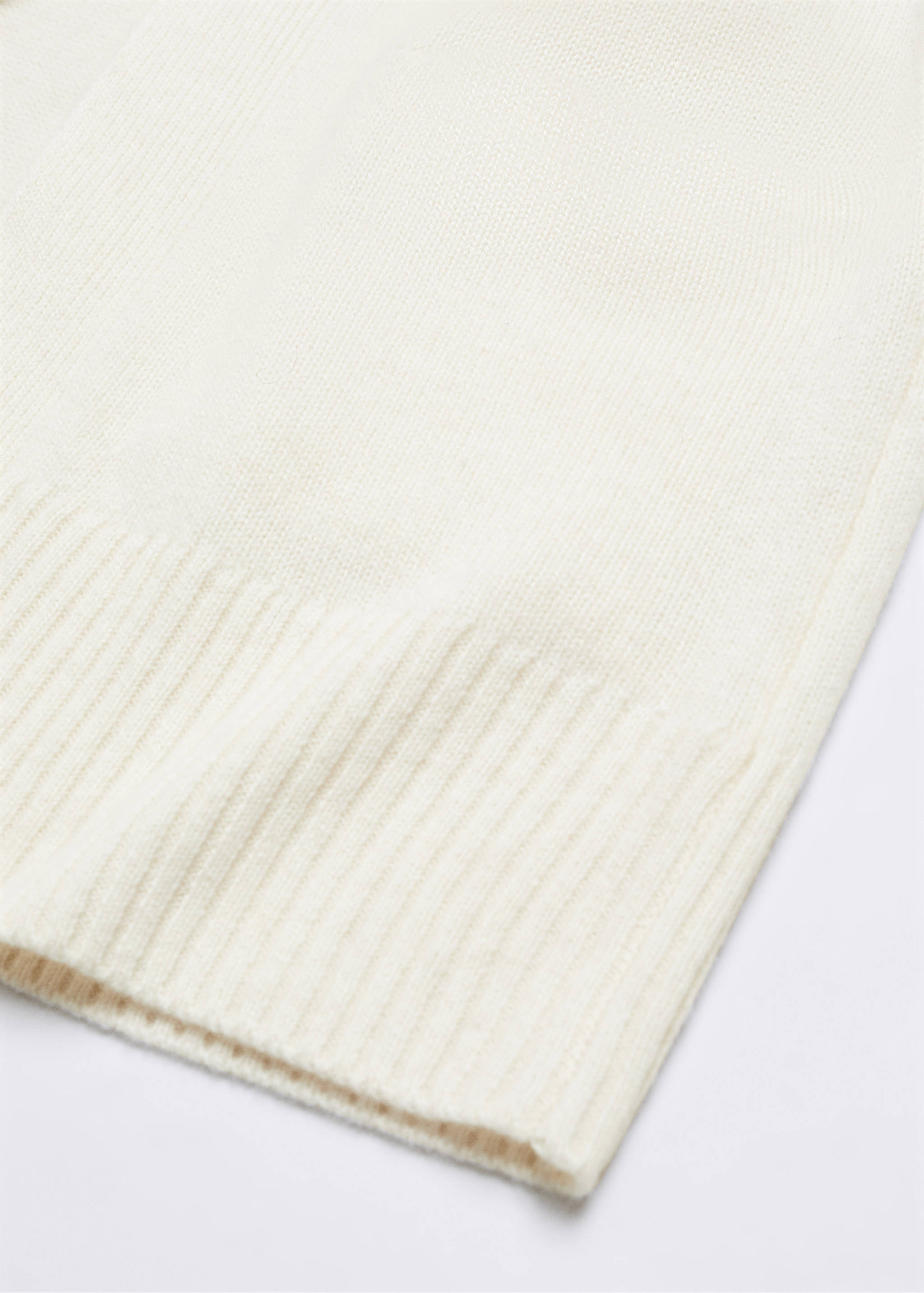 Cashmere cardigan with pockets - Details of the article 8