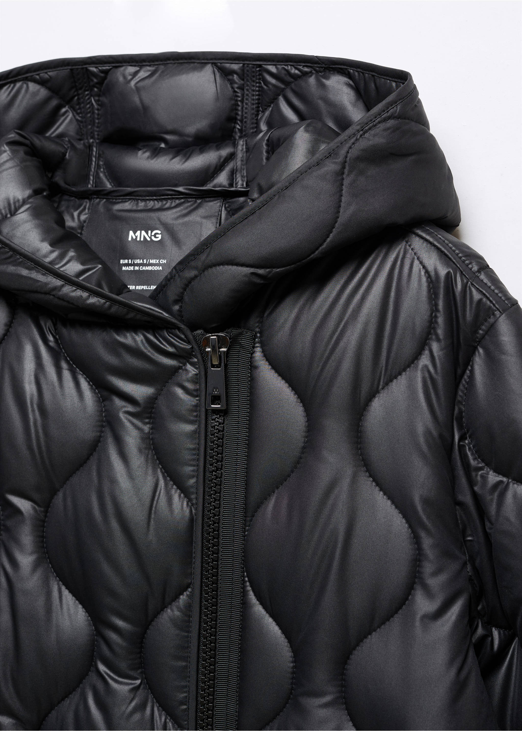 Anorak matelassé à capuche - Détail de l'article 8, Noir. Ref: 57055949-00.