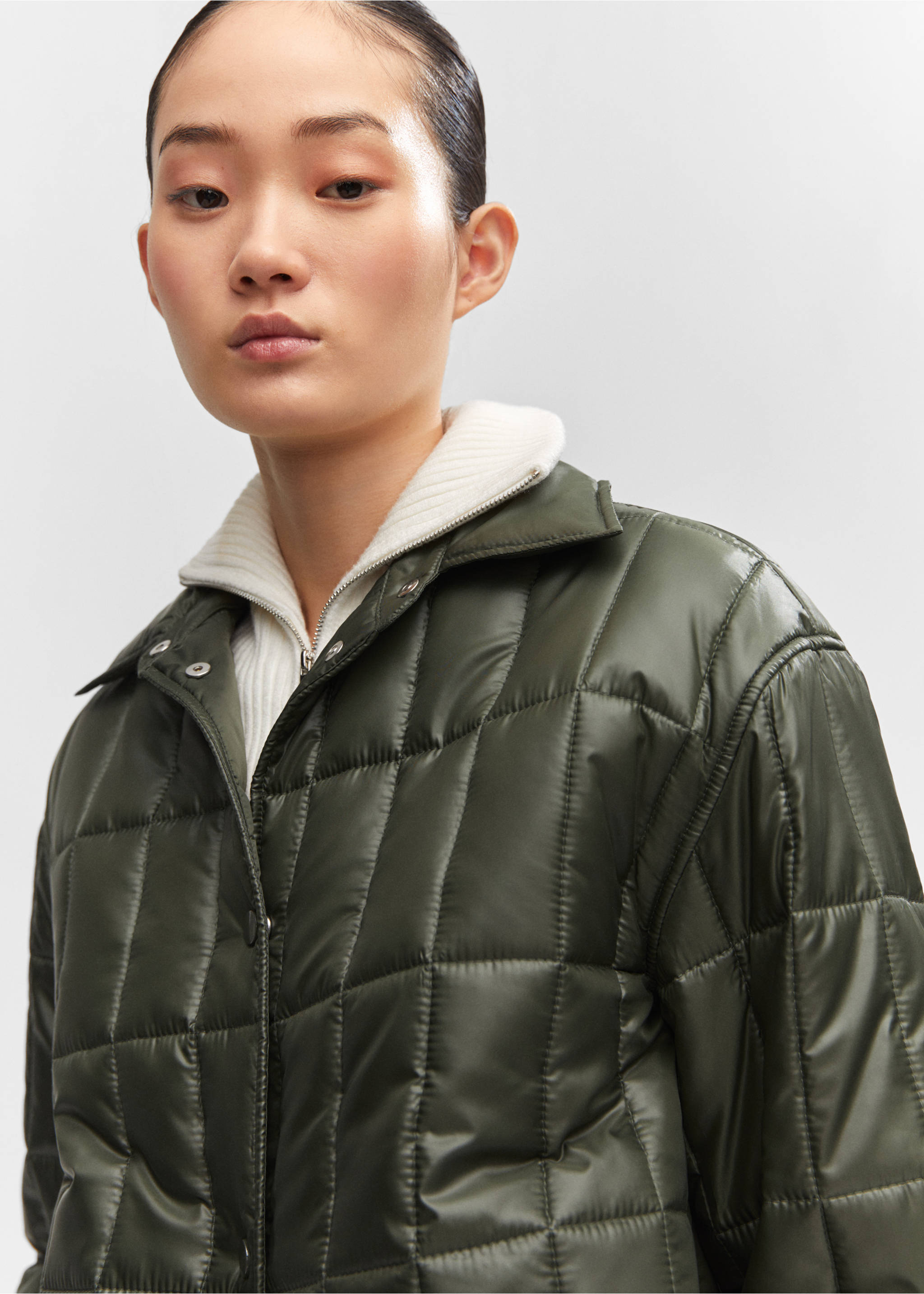 Quilted anorak with shirt collar - Details of the article 1, Khaki. Ref: 57055950-00.