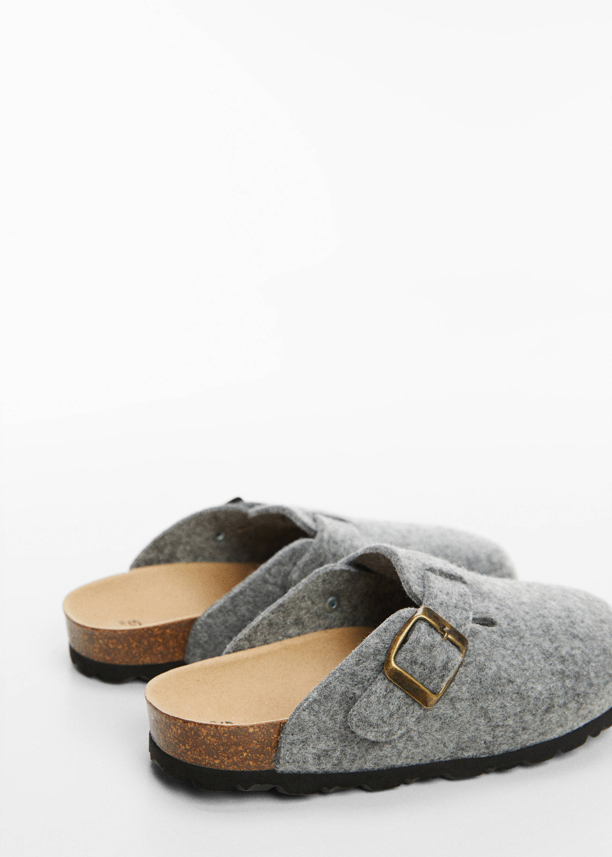 قباقيب بمشبك للإغلاق - تفاصيل المنتج 1