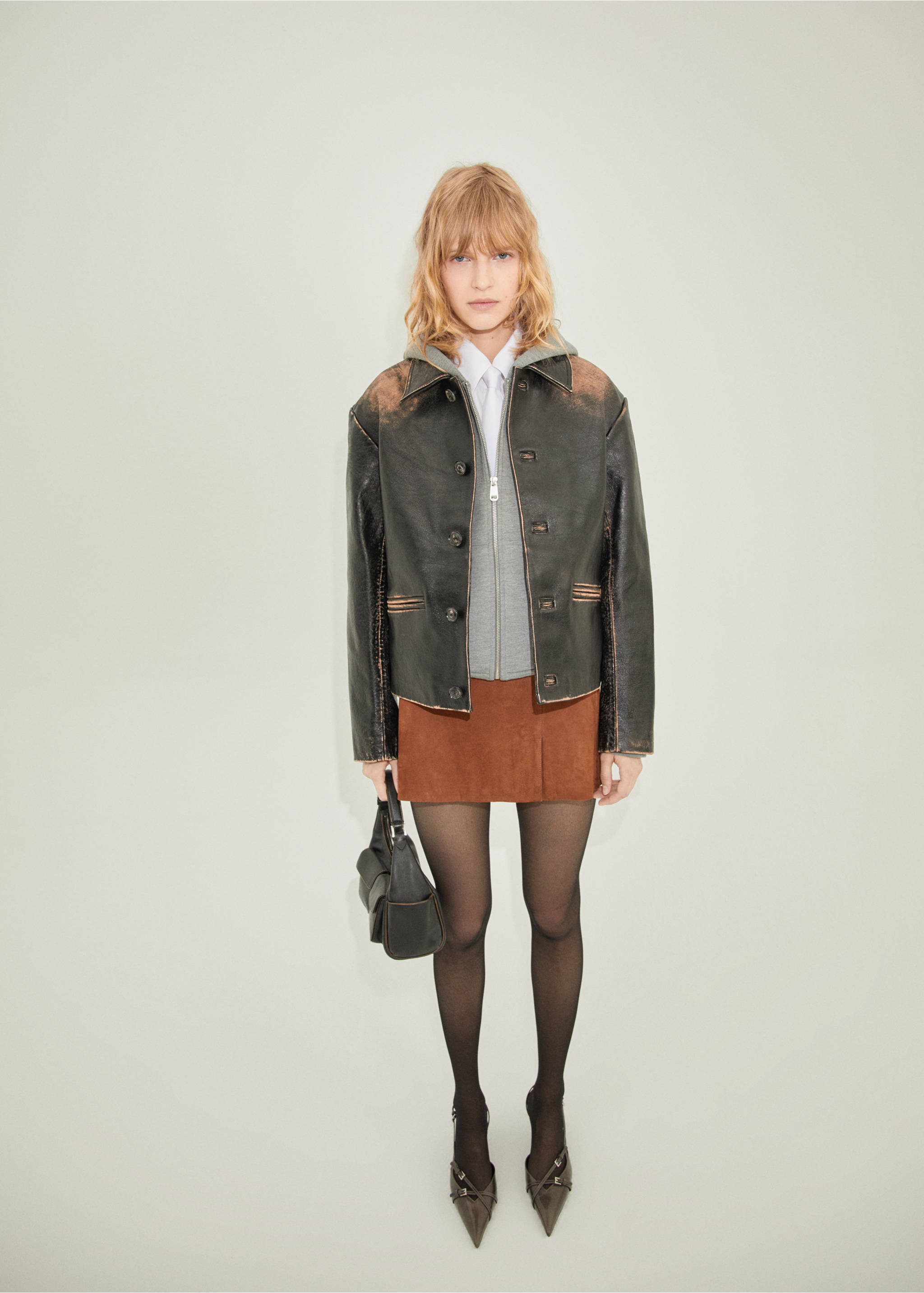 Leather jacket with worn effect - General plane, Black. Ref: 57056022-00.