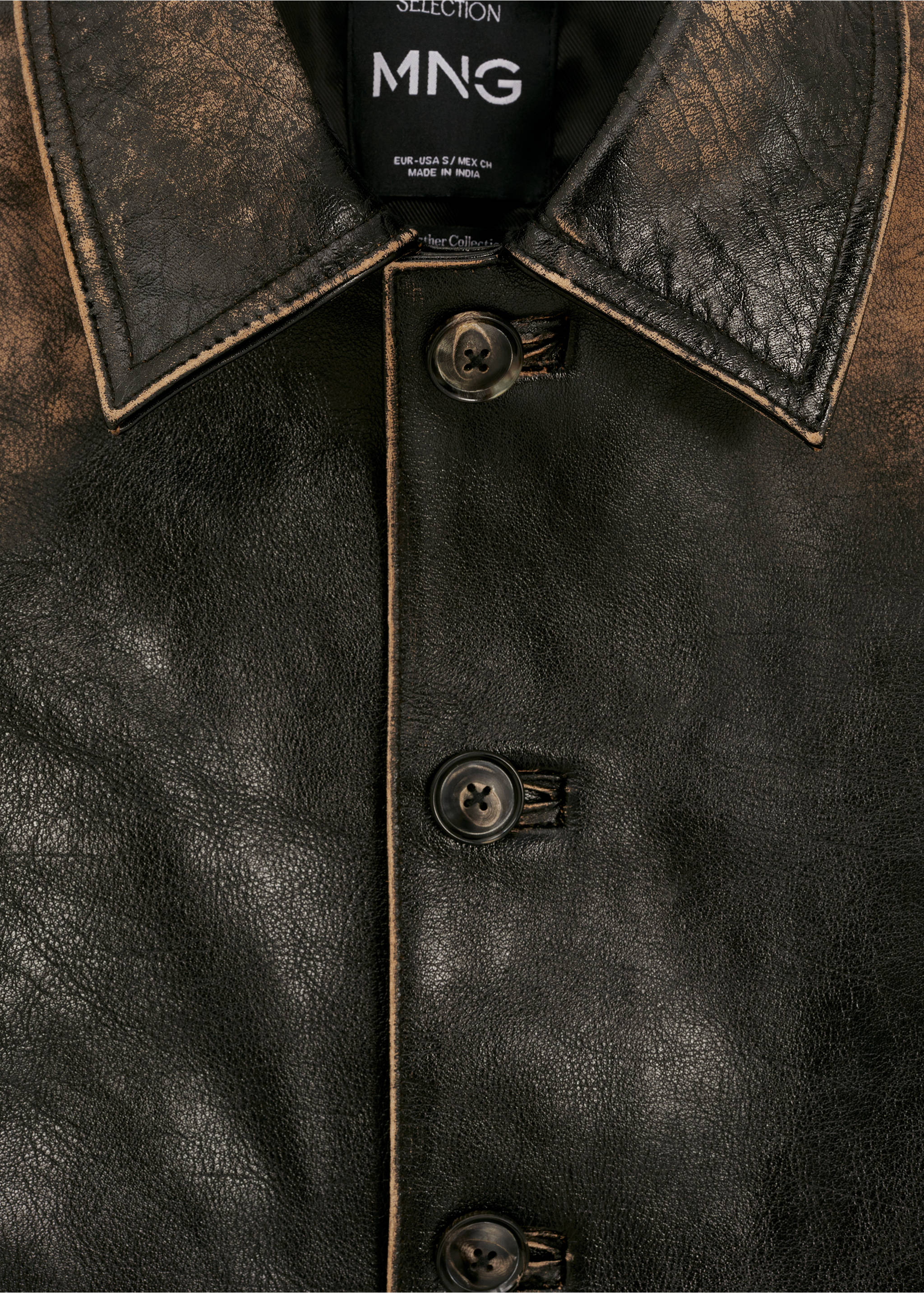 Leather jacket with worn effect - Details of the article 8, Black. Ref: 57056022-00.