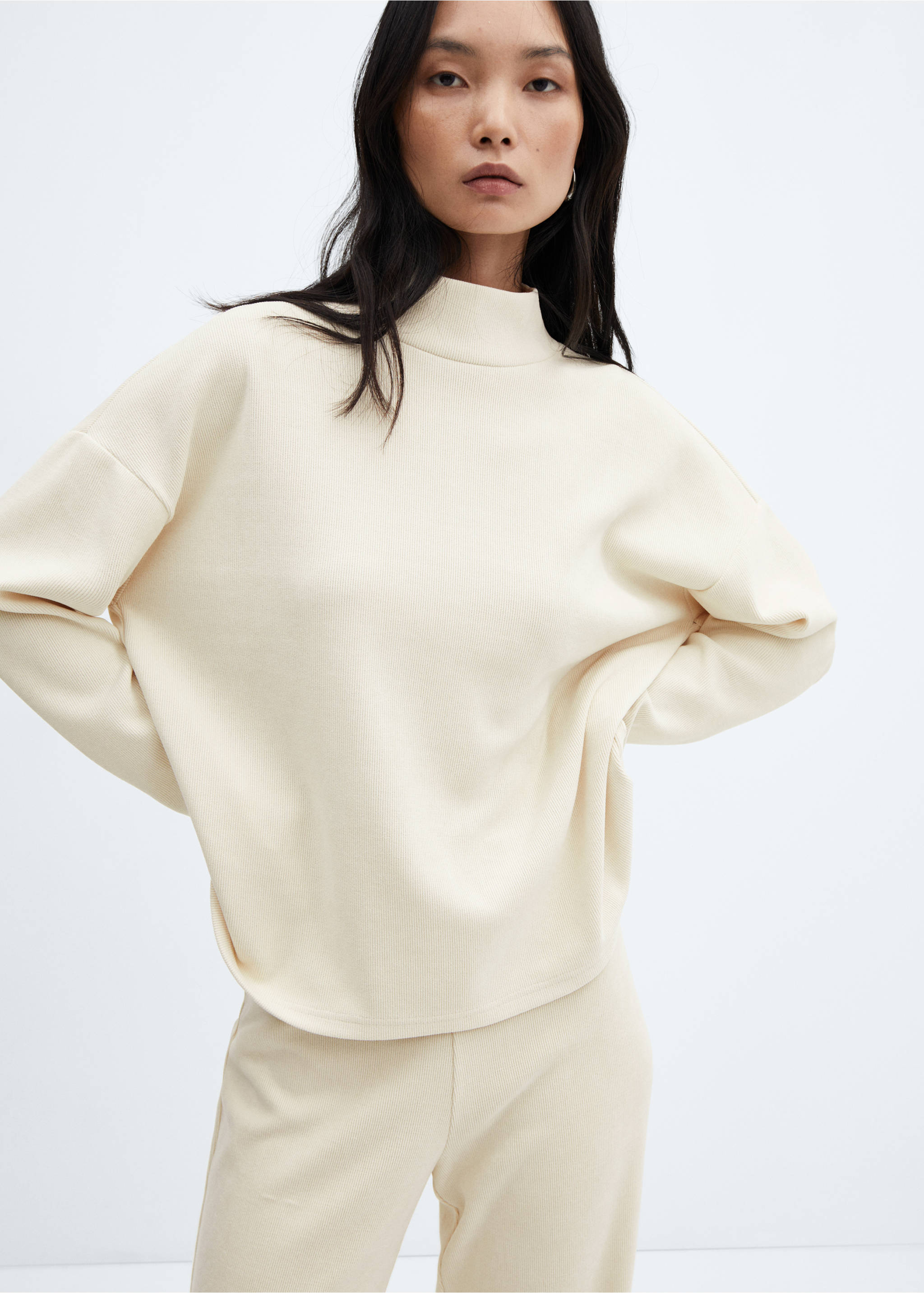 Corduroy sweatshirt with perkins neck - Medium plane, Ecru. Ref: 57057742-00.