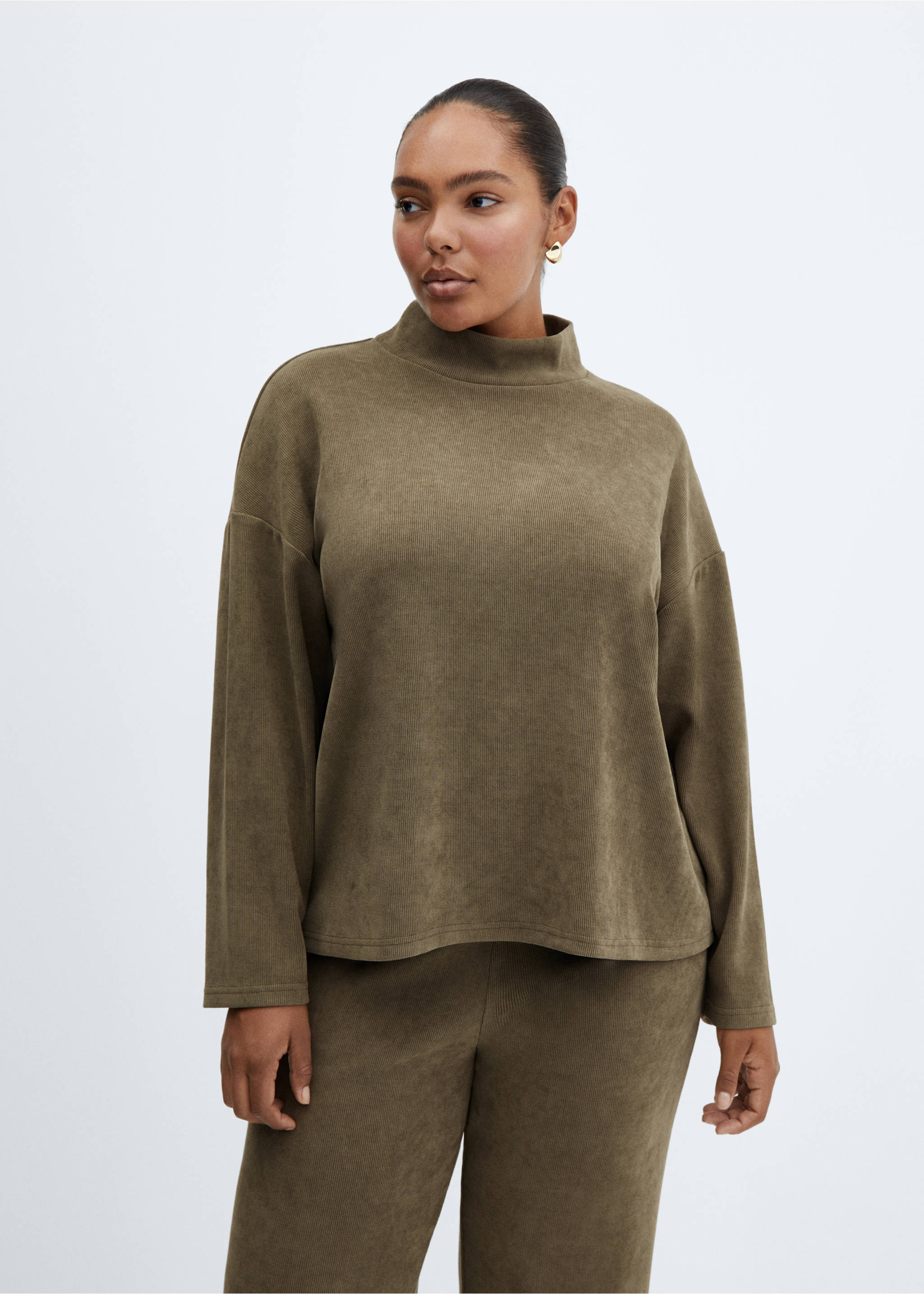 Corduroy sweatshirt with perkins neck - Details of the article 5, Charcoal. Ref: 57057742-00.