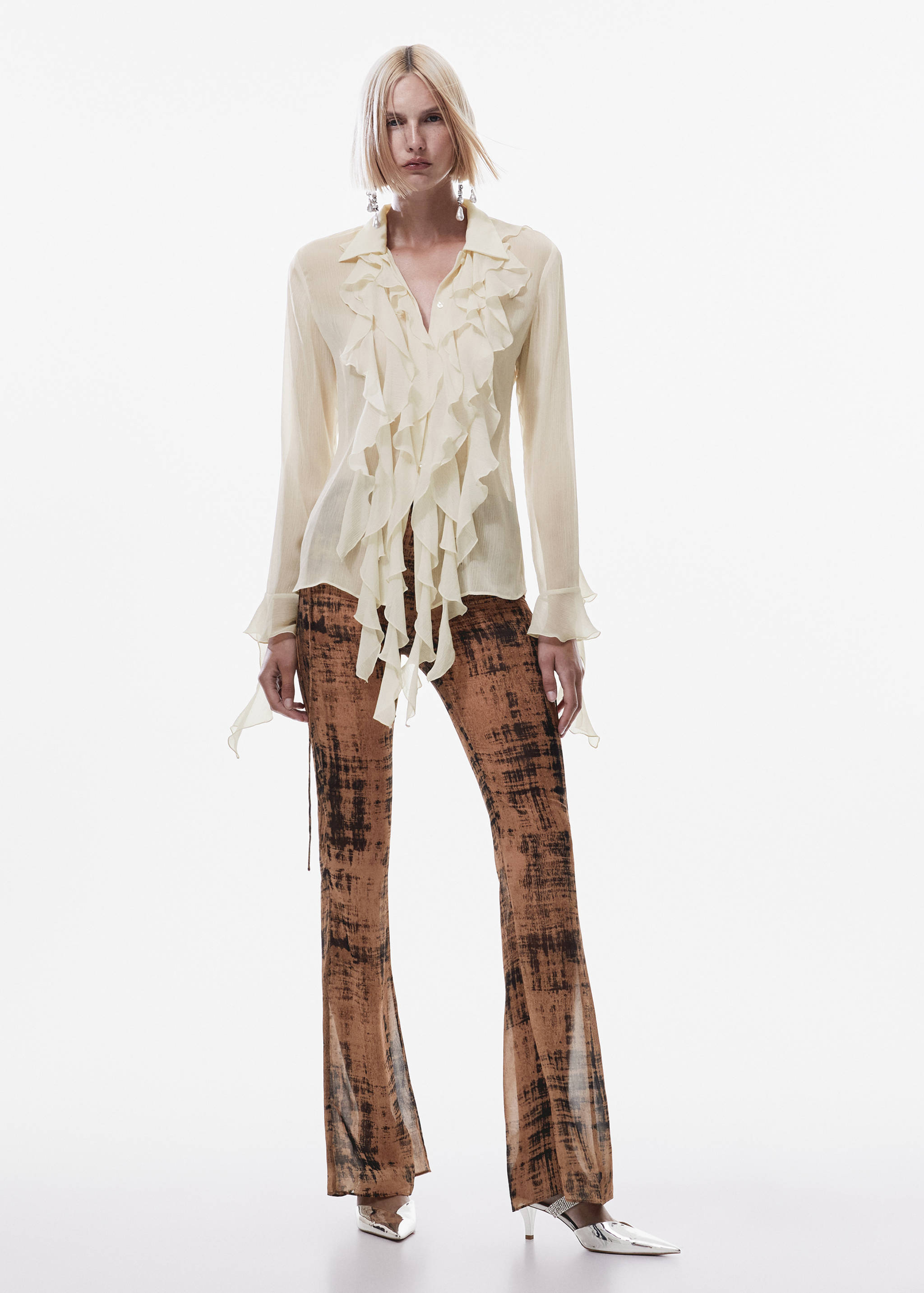 Рубашка из шифона с воланами - Общий план