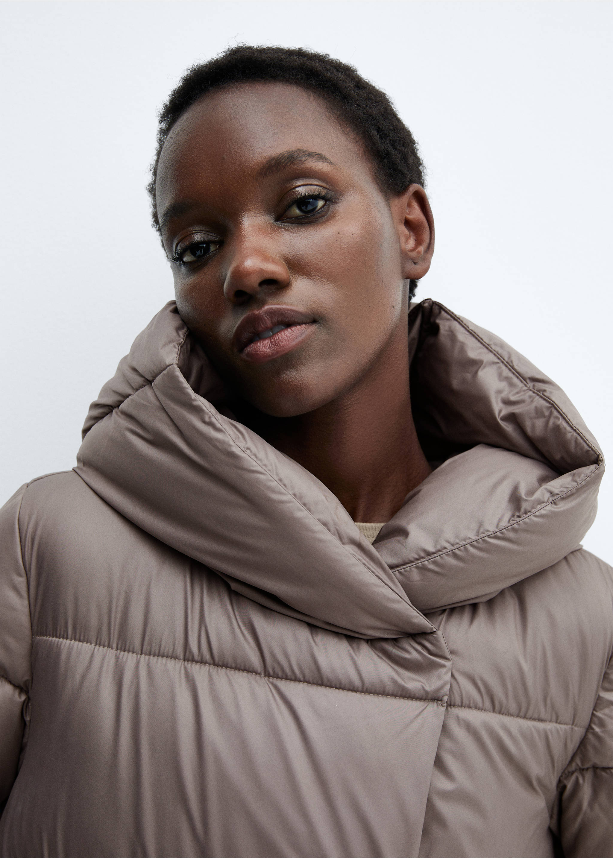 Anorak matelassé croisé - Détail de l'article 1, Marron moyen. Ref: 57059080-00.