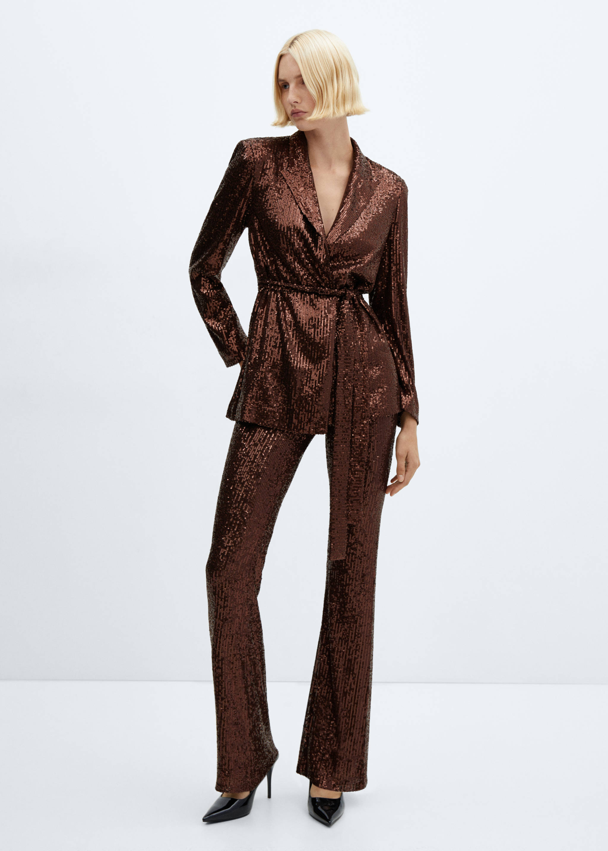 Kemerli pullu blazer ceket - Genel plan