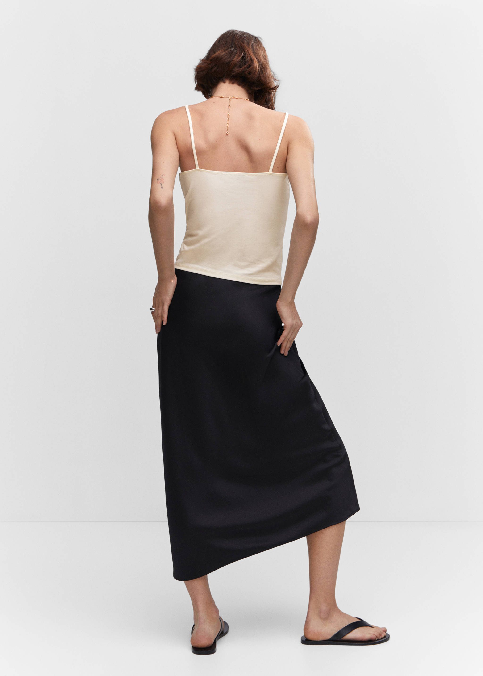 Spaghetti strap top - Reverse of the article