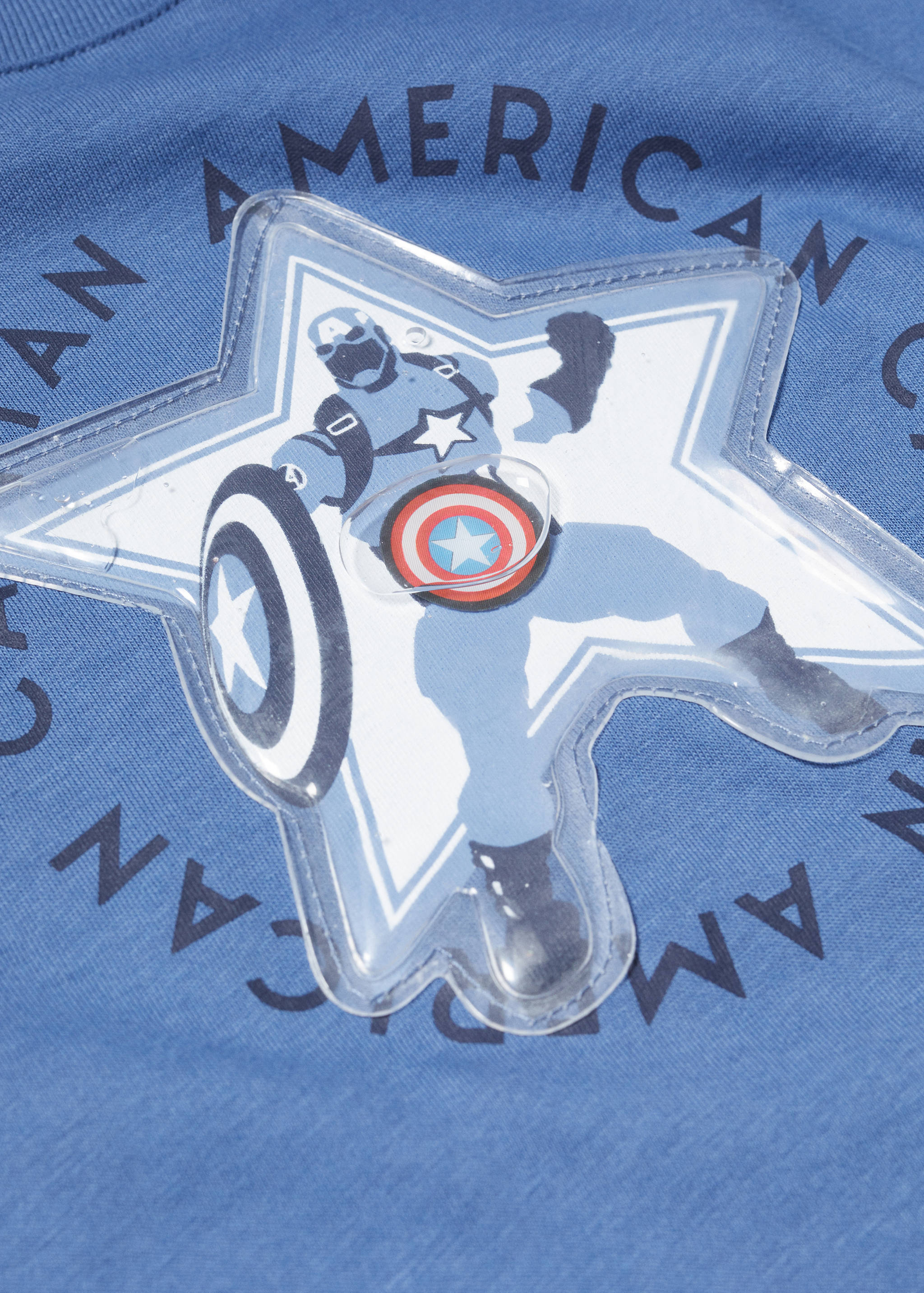 Interactive Avengers T-shirt - Details of the article 8