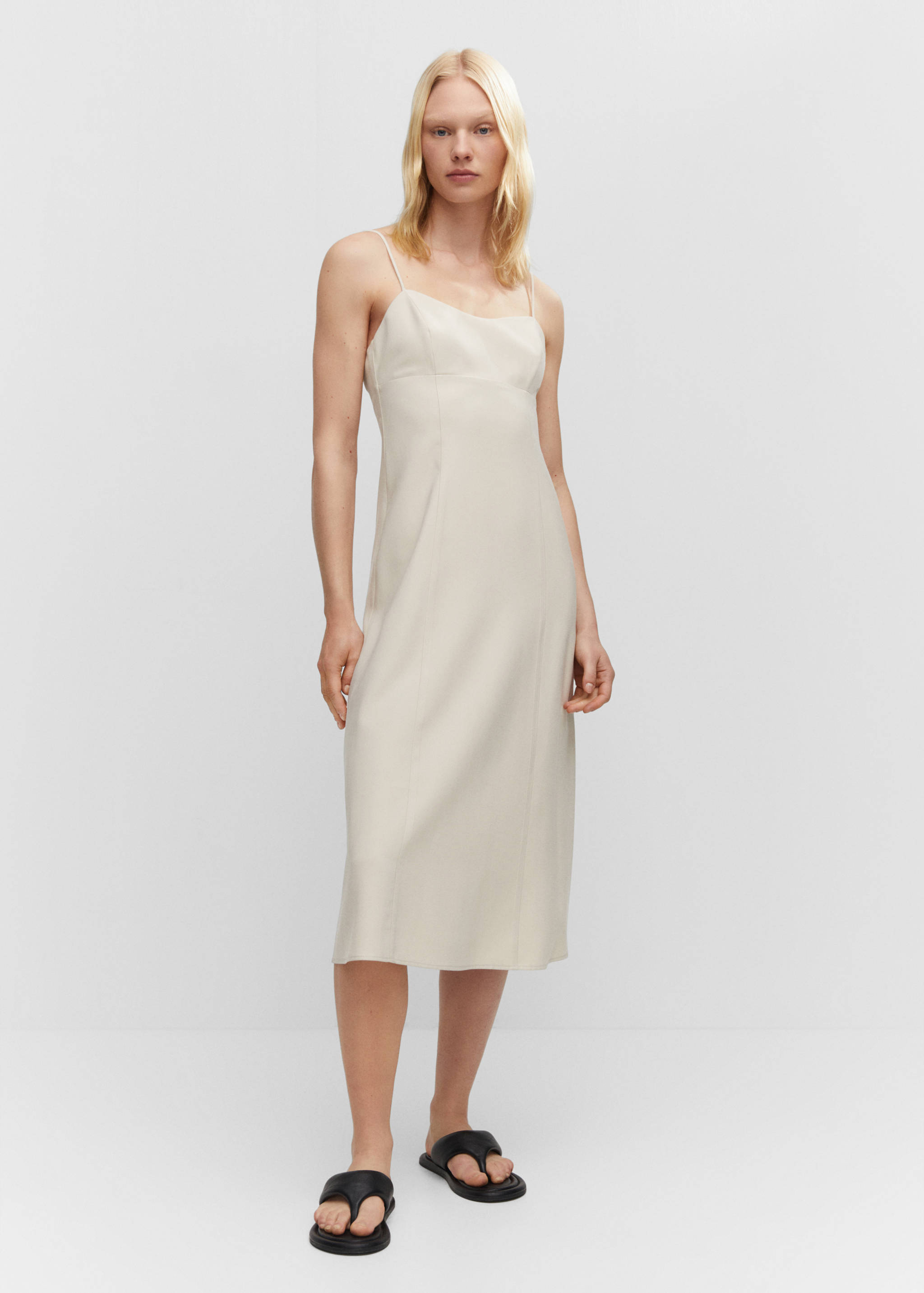 Robe midi décolletée - Plan général