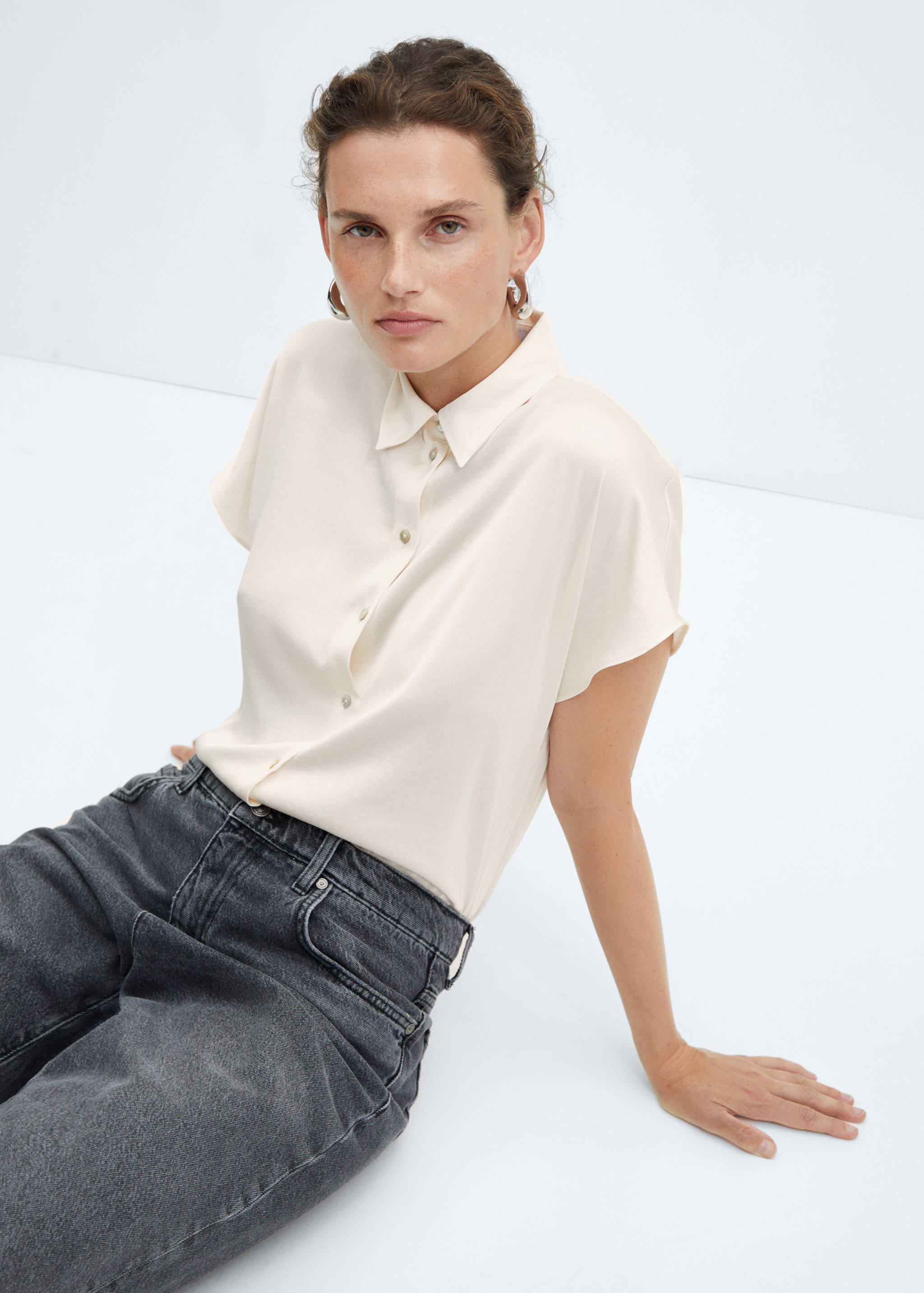 Camisa de manga curta com botões - Pormenor do artigo 2