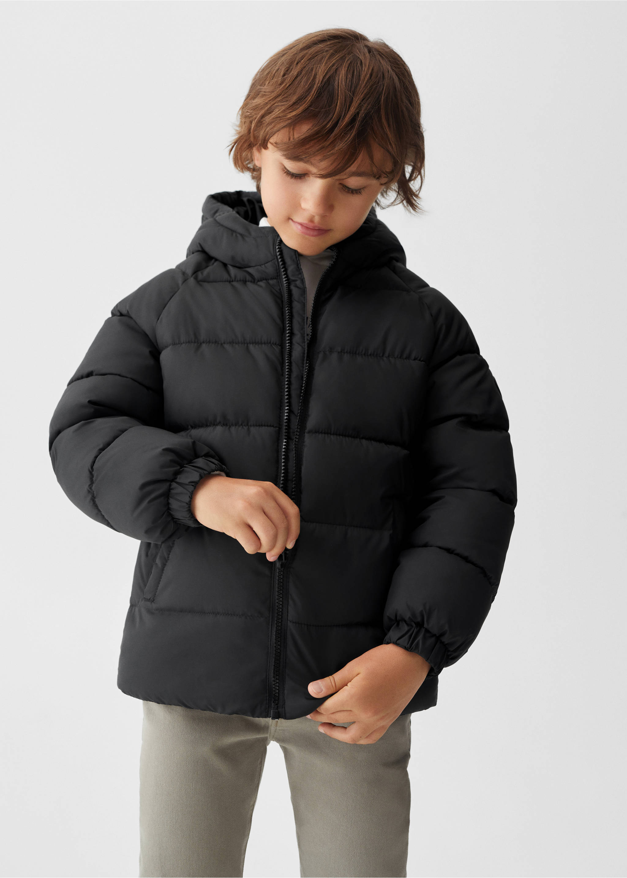 Hood puffer coat - Medium plane, Black. Ref: 57063253-00.
