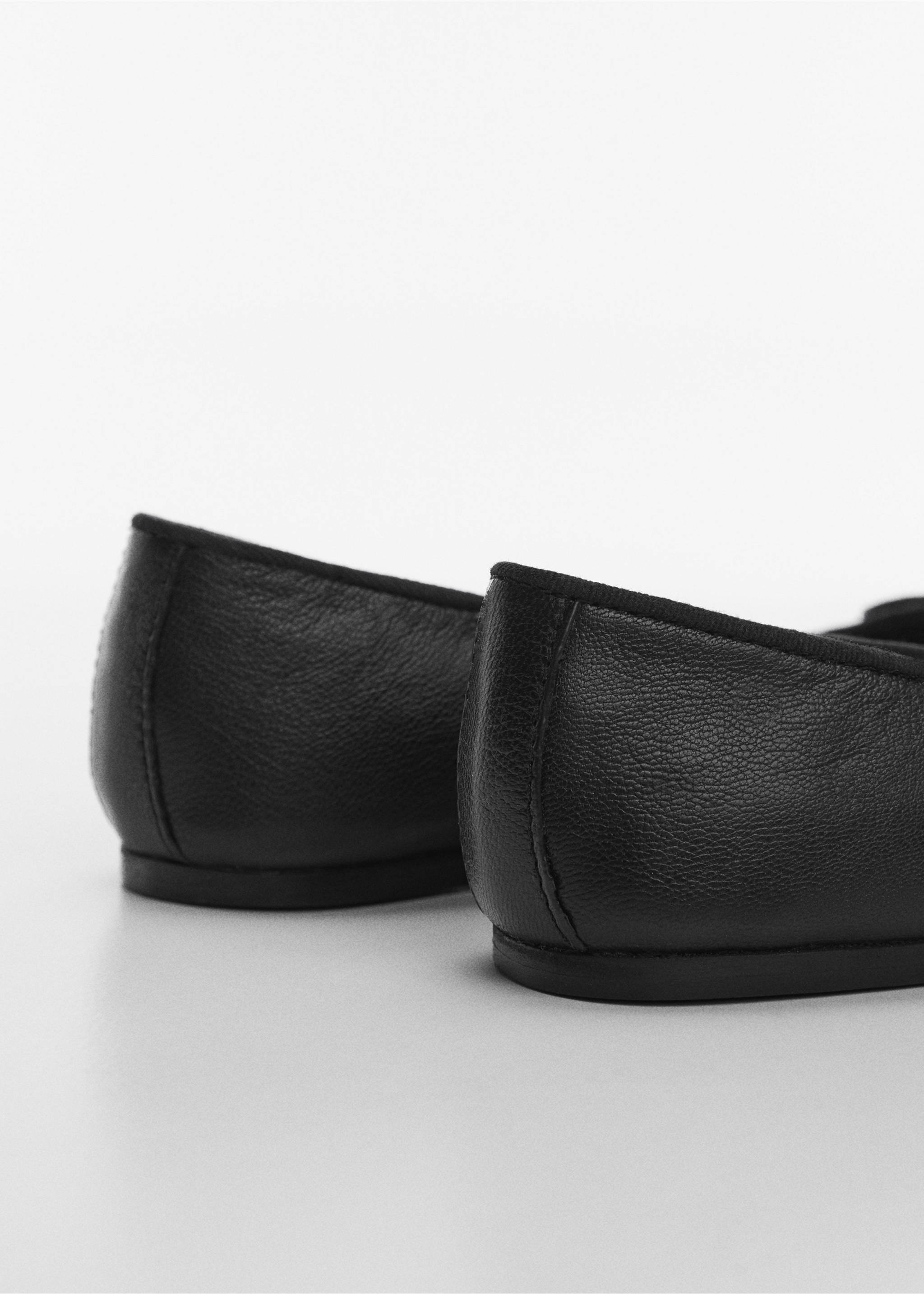 Leather ballet flats with bow - Details of the article 1, Black. Ref: 57063812-00.