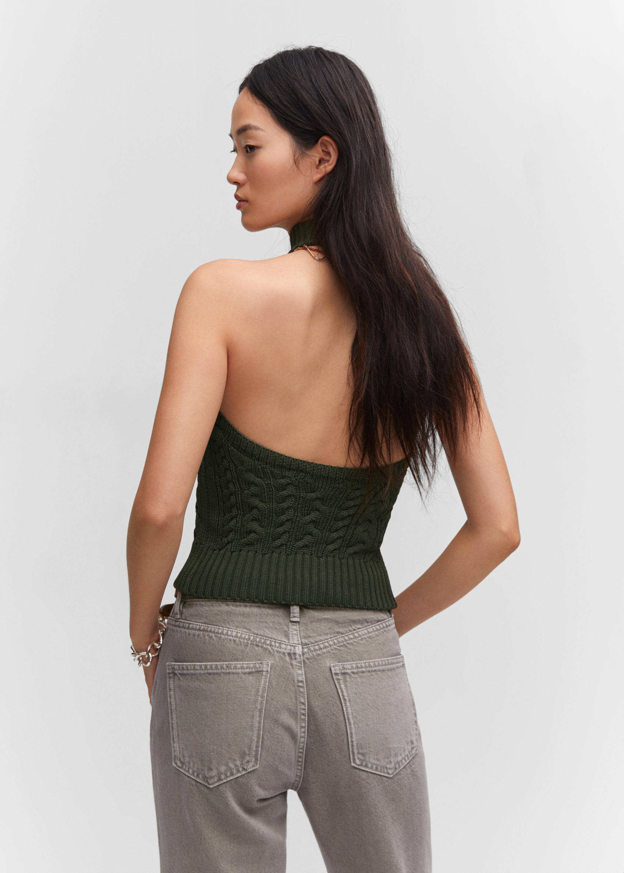 Halter-neck knitted top - Reverse of the article