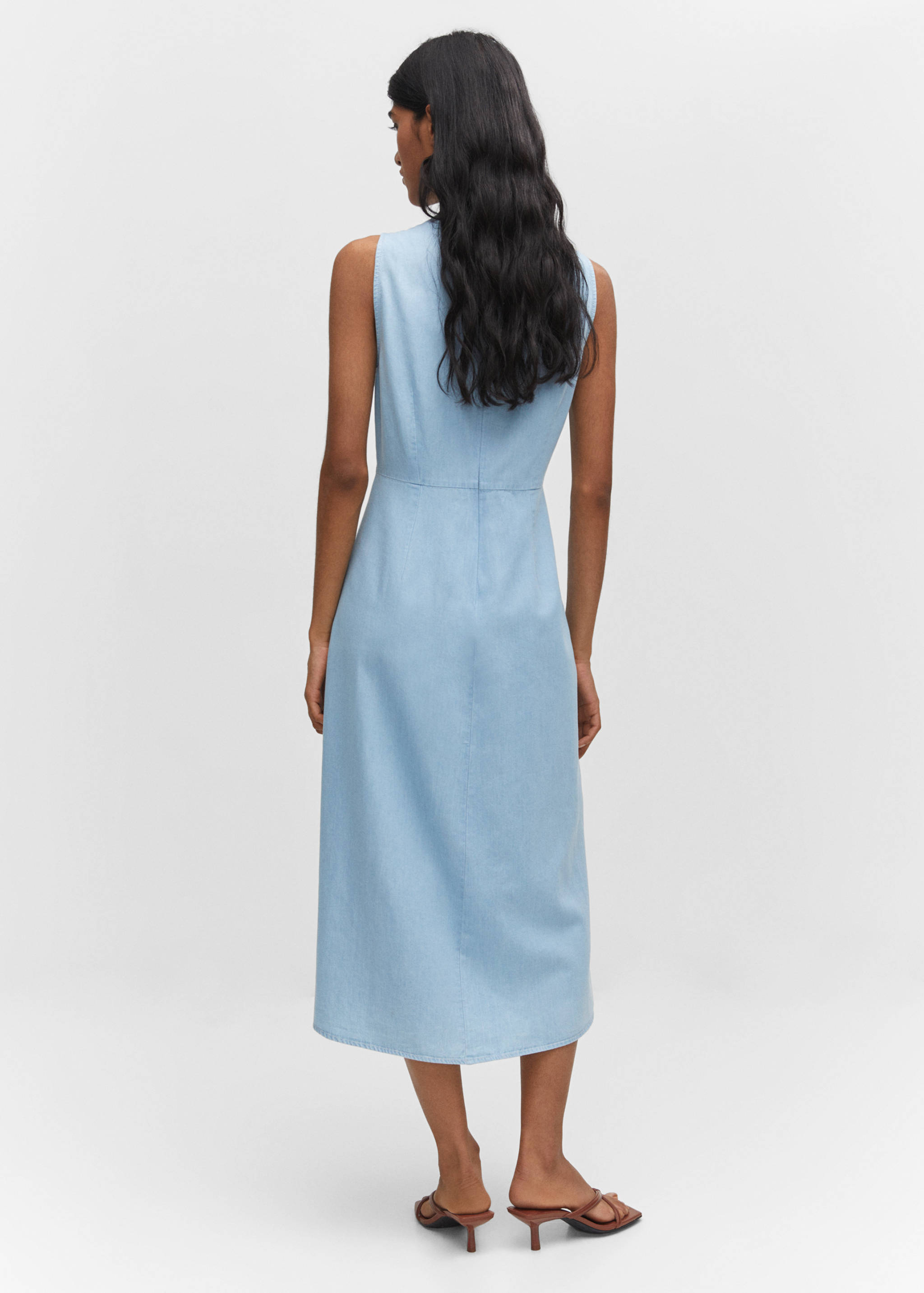 Vestido midi nudo - Reverso del artículo